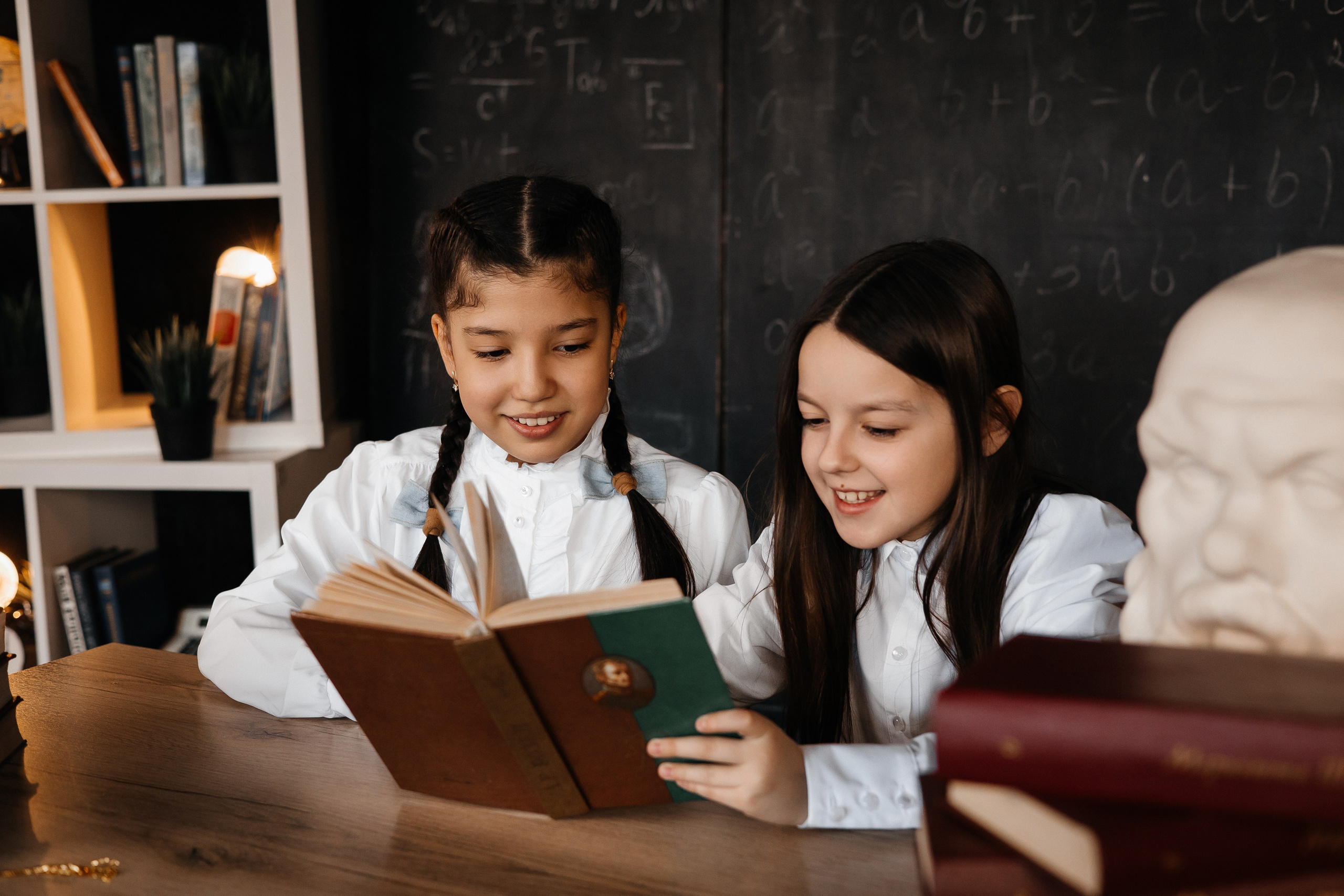 Школьники. Гарутис Лидия профессиональный фотограф в Чите