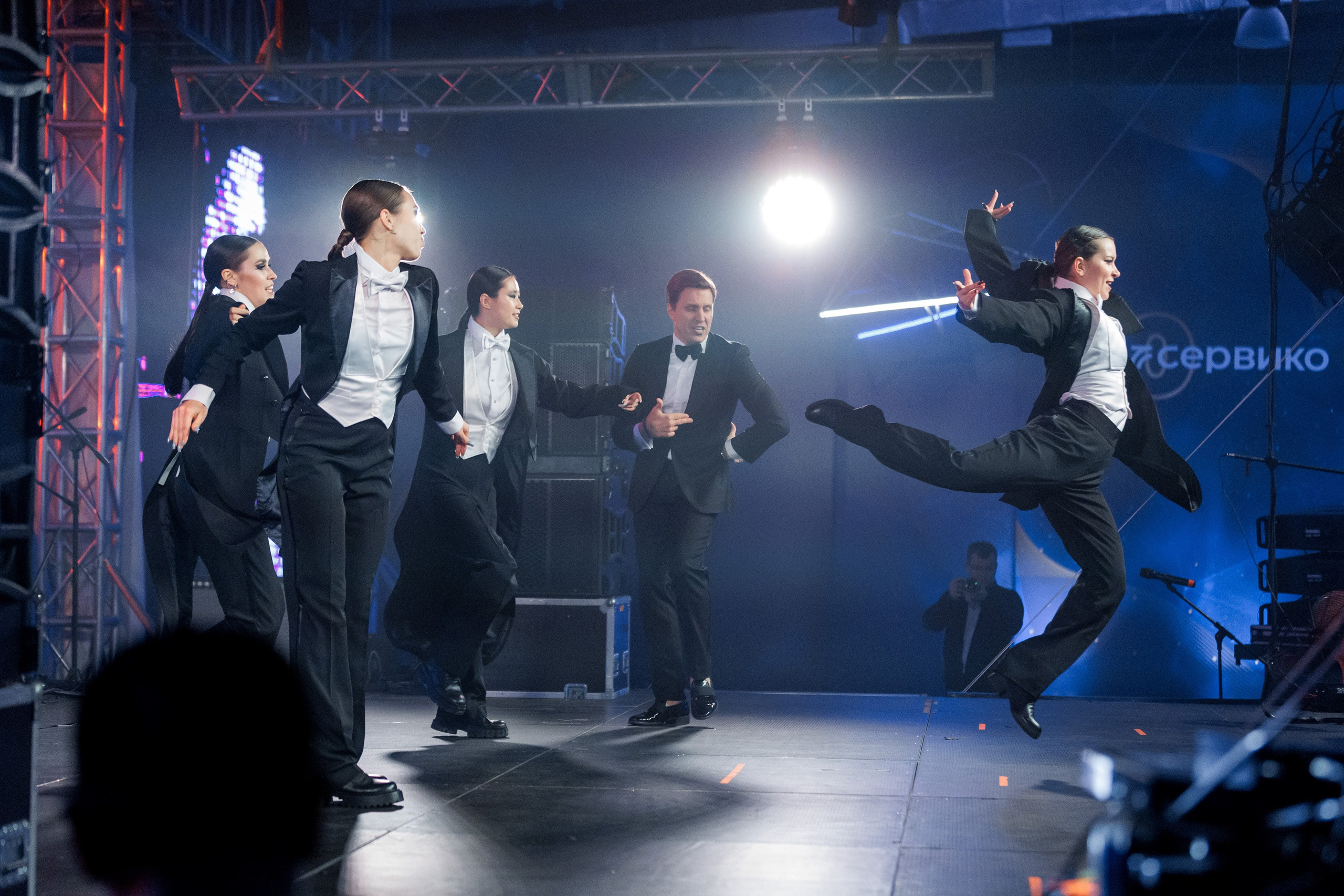 Юбилей компании «СЕРВИКО». Кадровик продакшн: Фото и видеосъемка форумов, конференций, масштабных событий в Иркутске