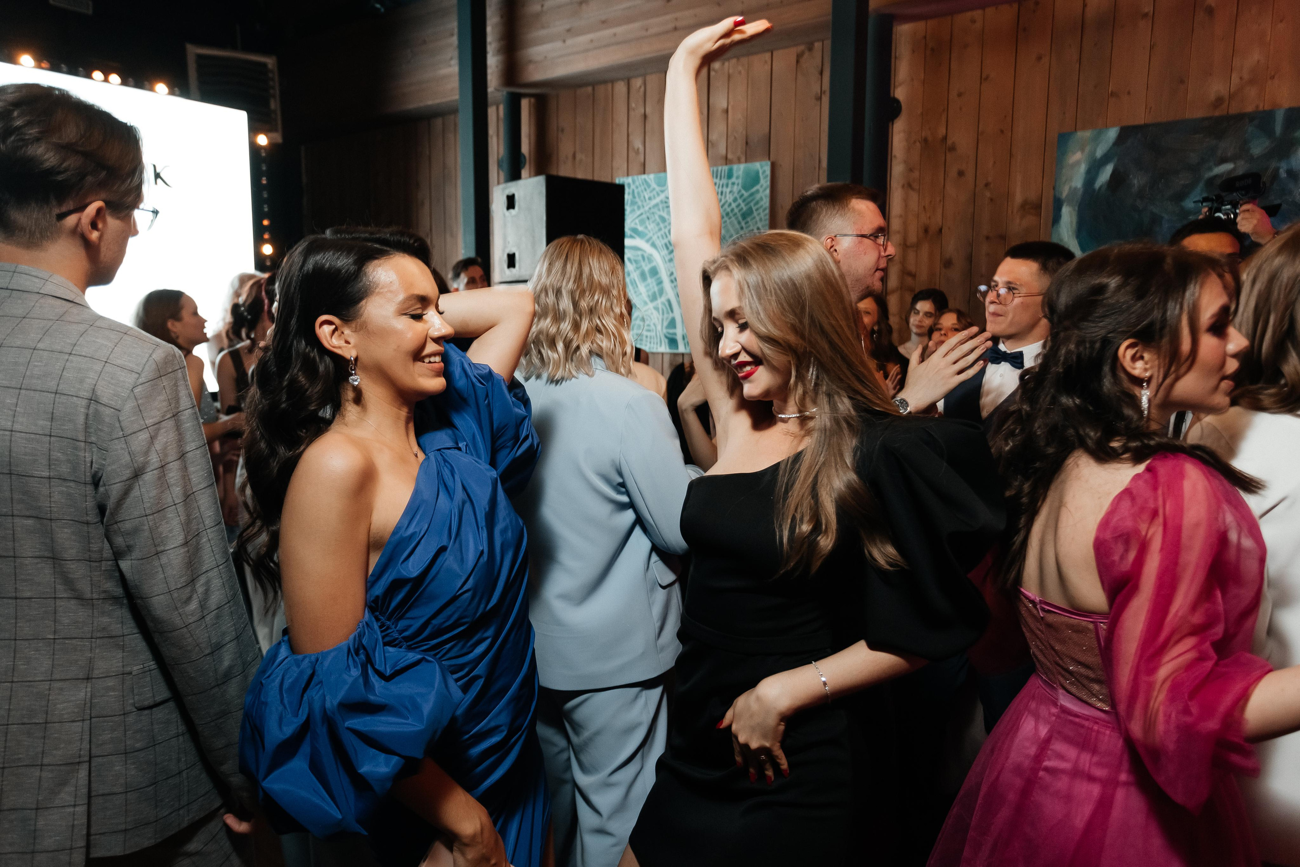 Выпускной 41 Гимназии. Фотограф Кемерово | Сергей