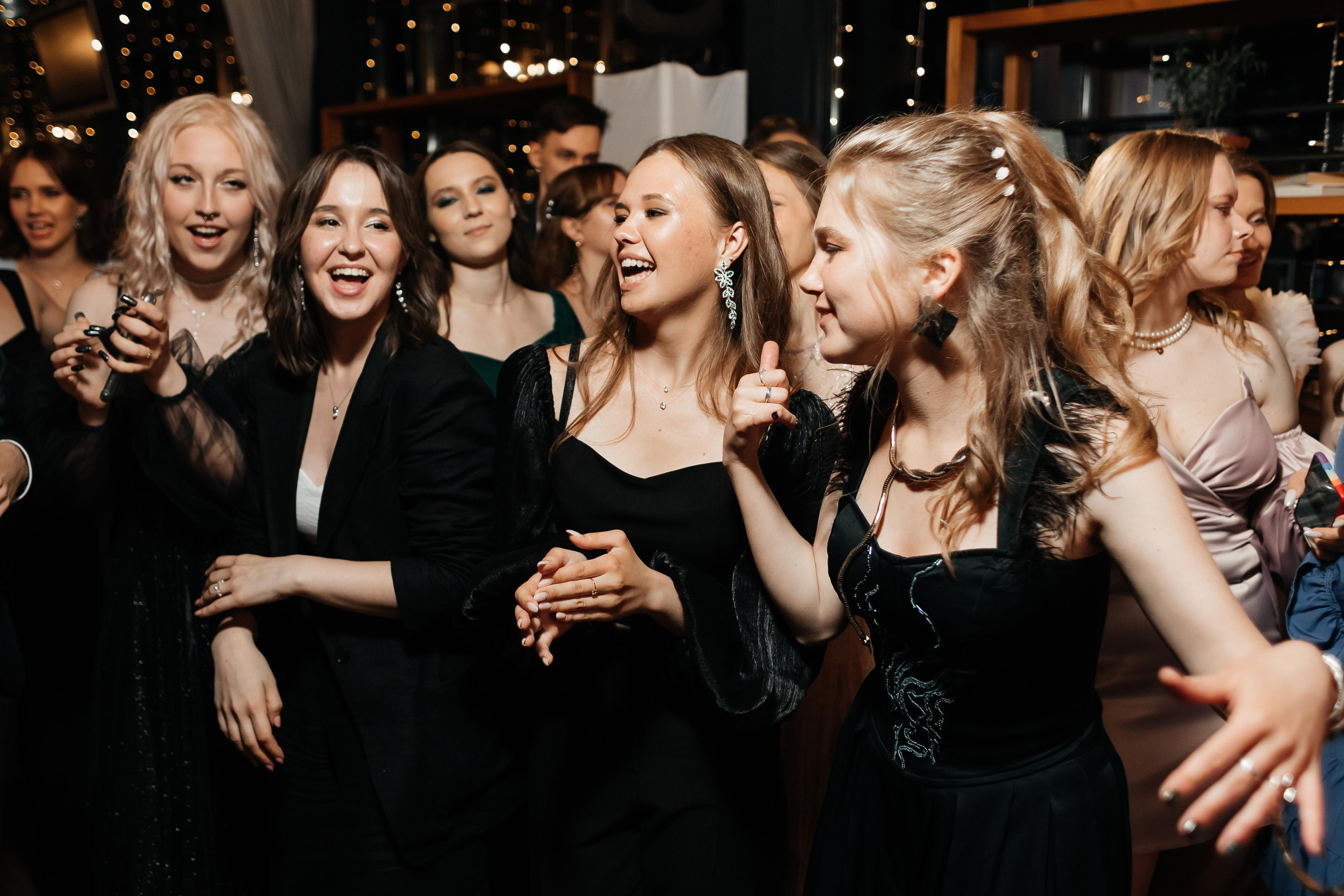 Выпускной 41 Гимназии. Фотограф Кемерово | Сергей