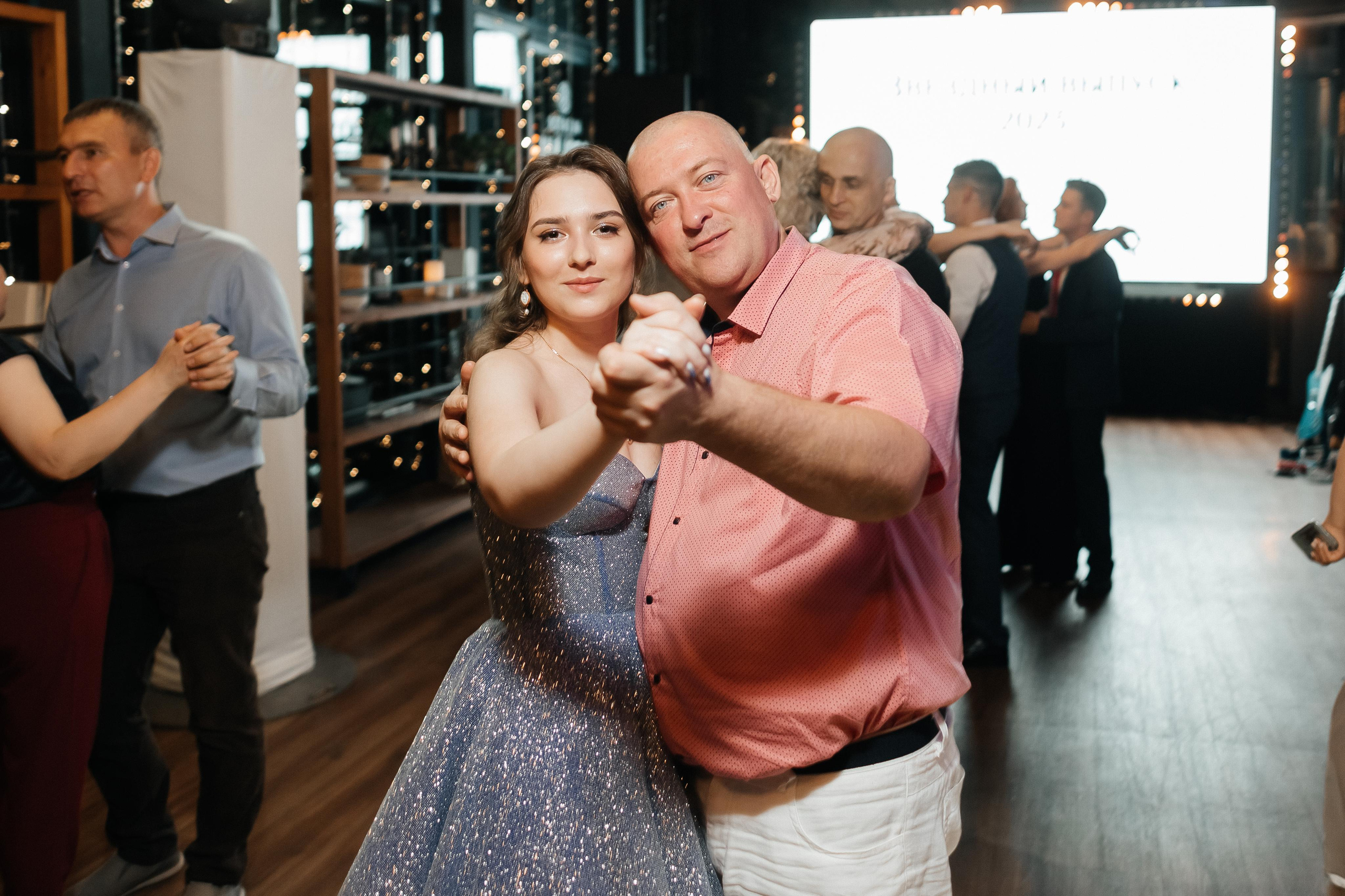 Выпускной 41 Гимназии. Фотограф Кемерово | Сергей