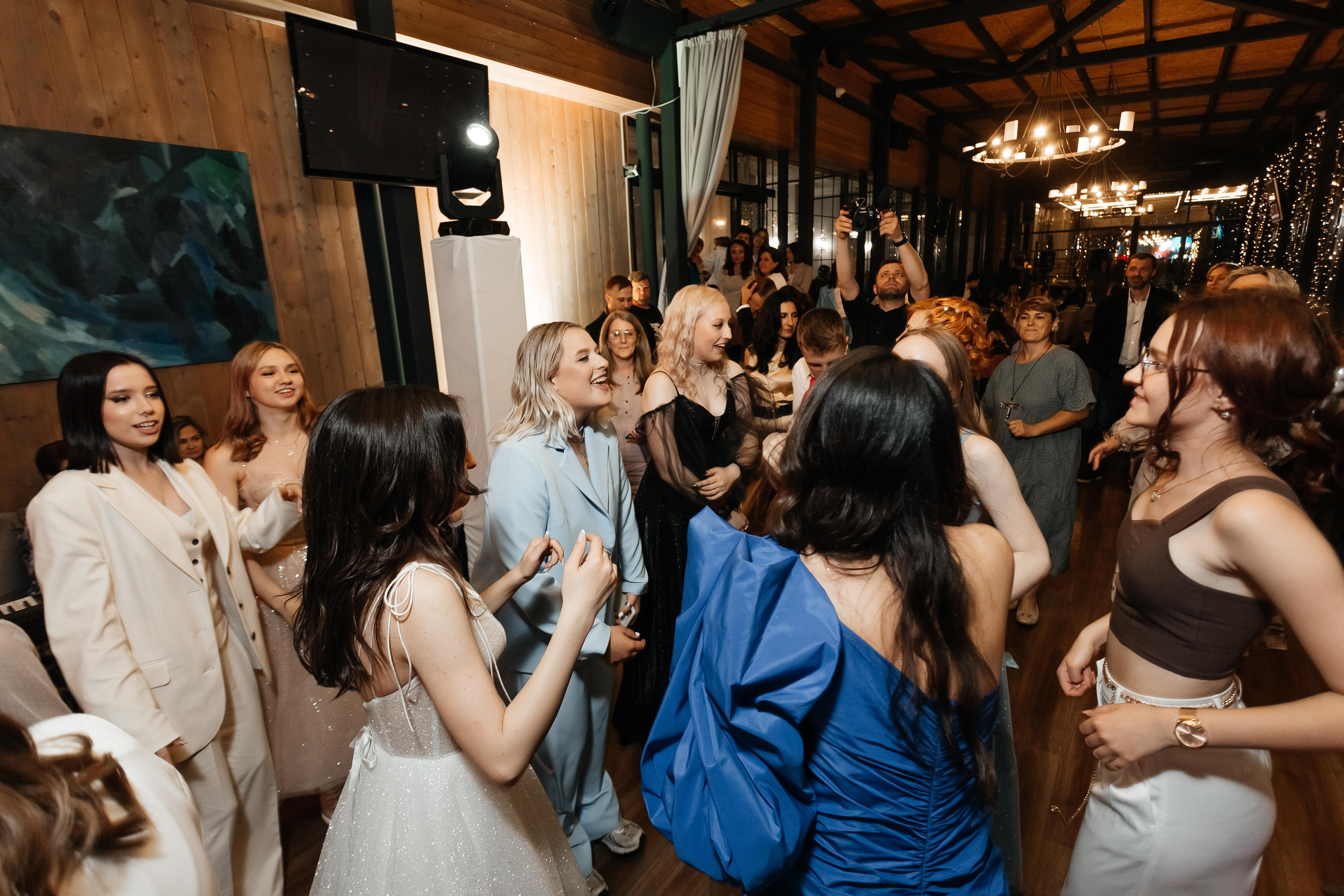 Выпускной 41 Гимназии. Фотограф Кемерово | Сергей