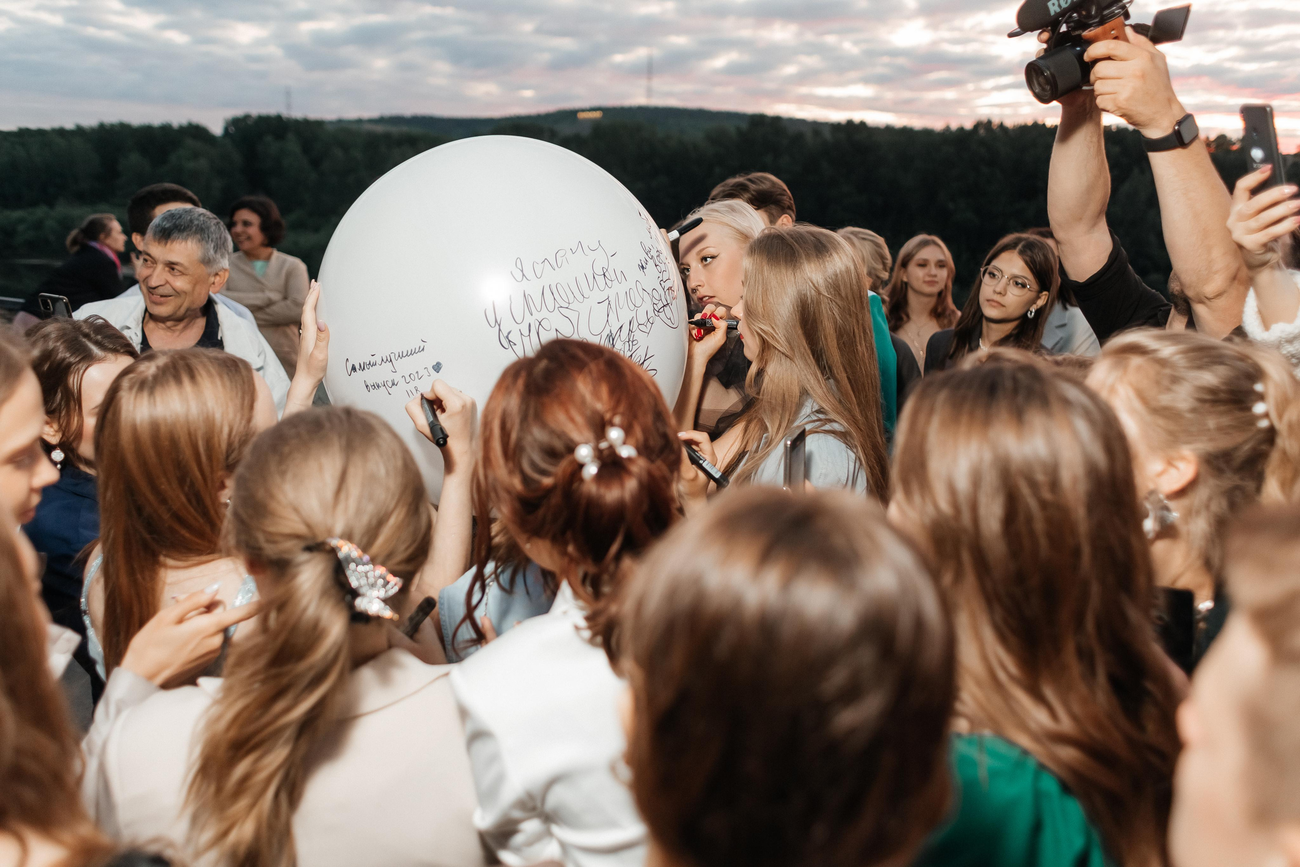 Выпускной 41 Гимназии. Фотограф Кемерово | Сергей