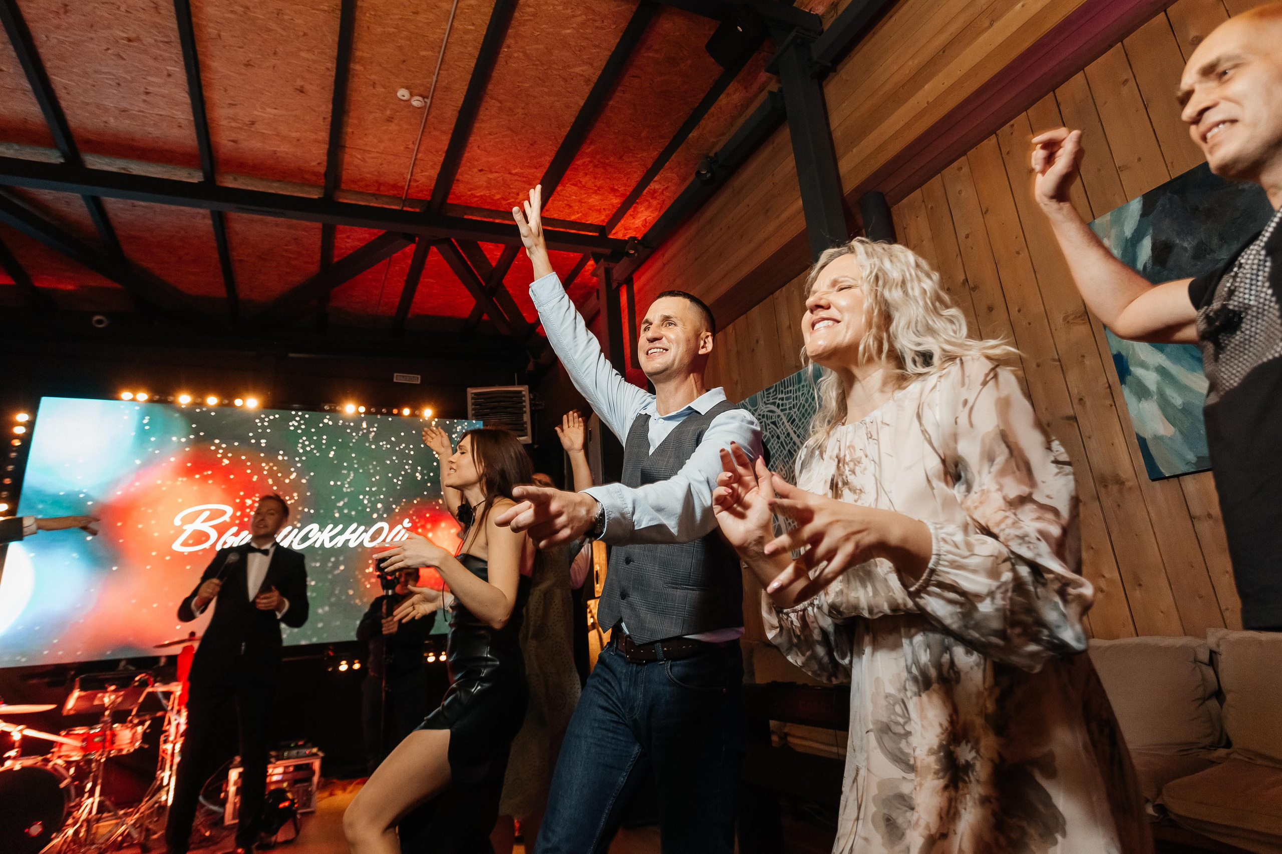 Выпускной 41 Гимназии. Фотограф Кемерово | Сергей