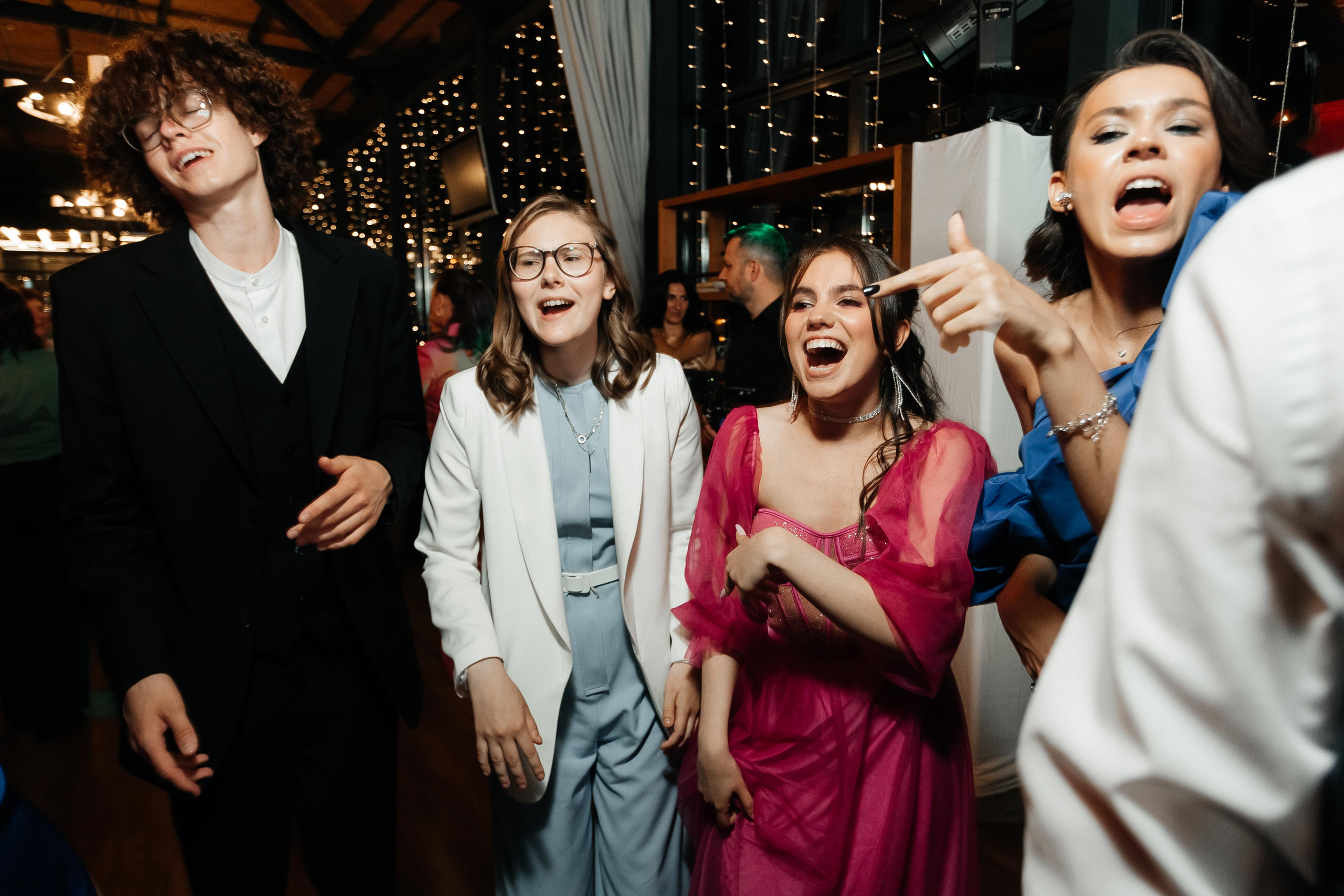 Выпускной 41 Гимназии. Фотограф Кемерово | Сергей