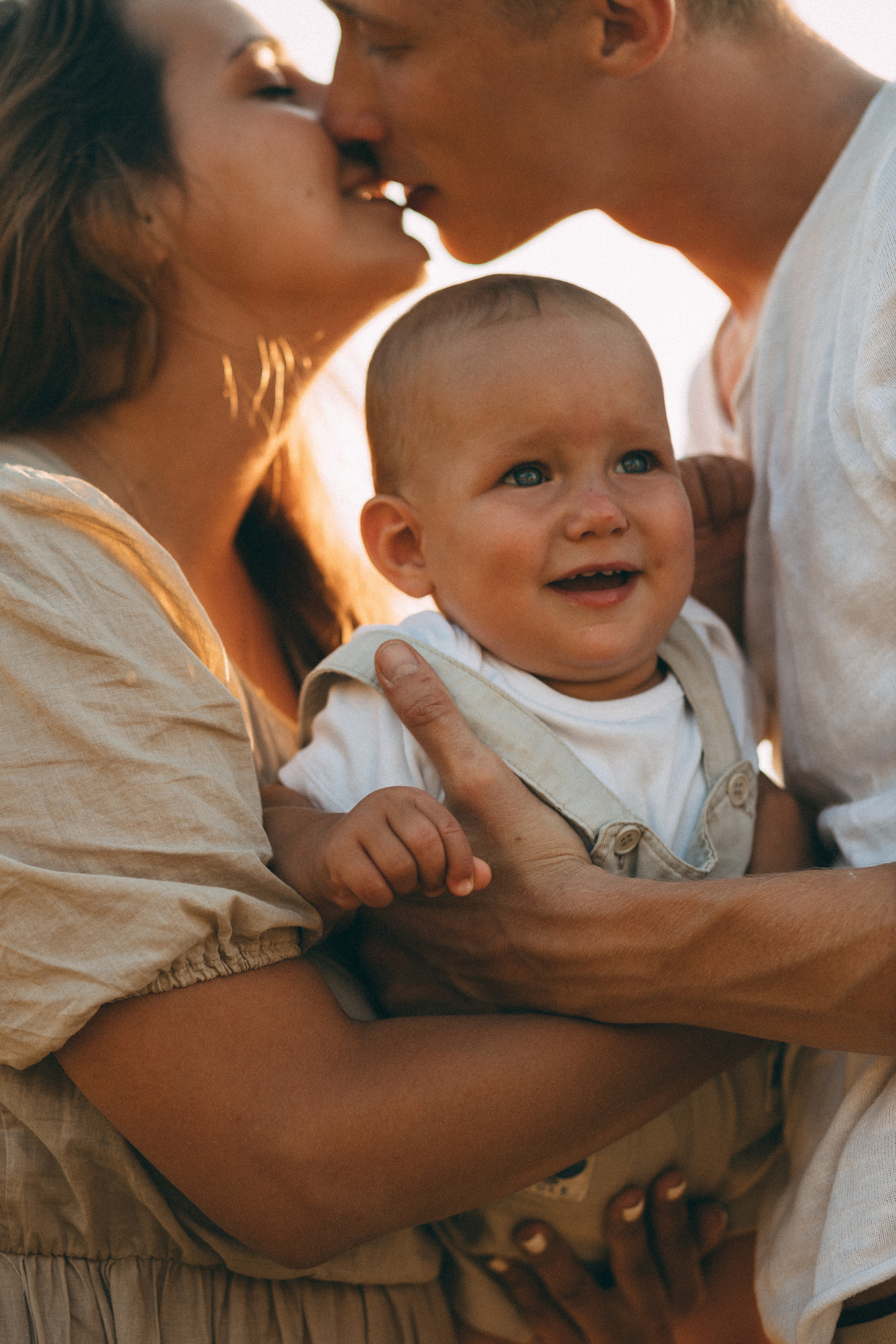 Руслан Катя Тимур. Семейный фотограф Лена Высоких в Нижнем Тагиле и Свердловской области