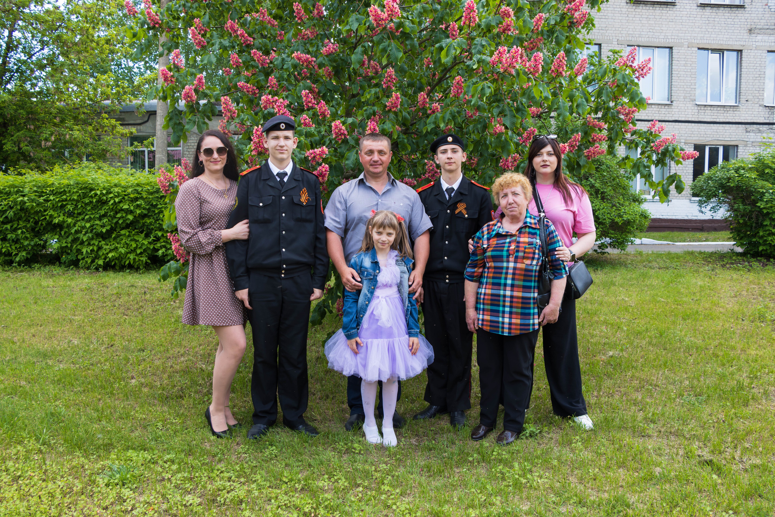 Последний звонок 2025 взвод 8"б». Фотограф Татьяна Матрос