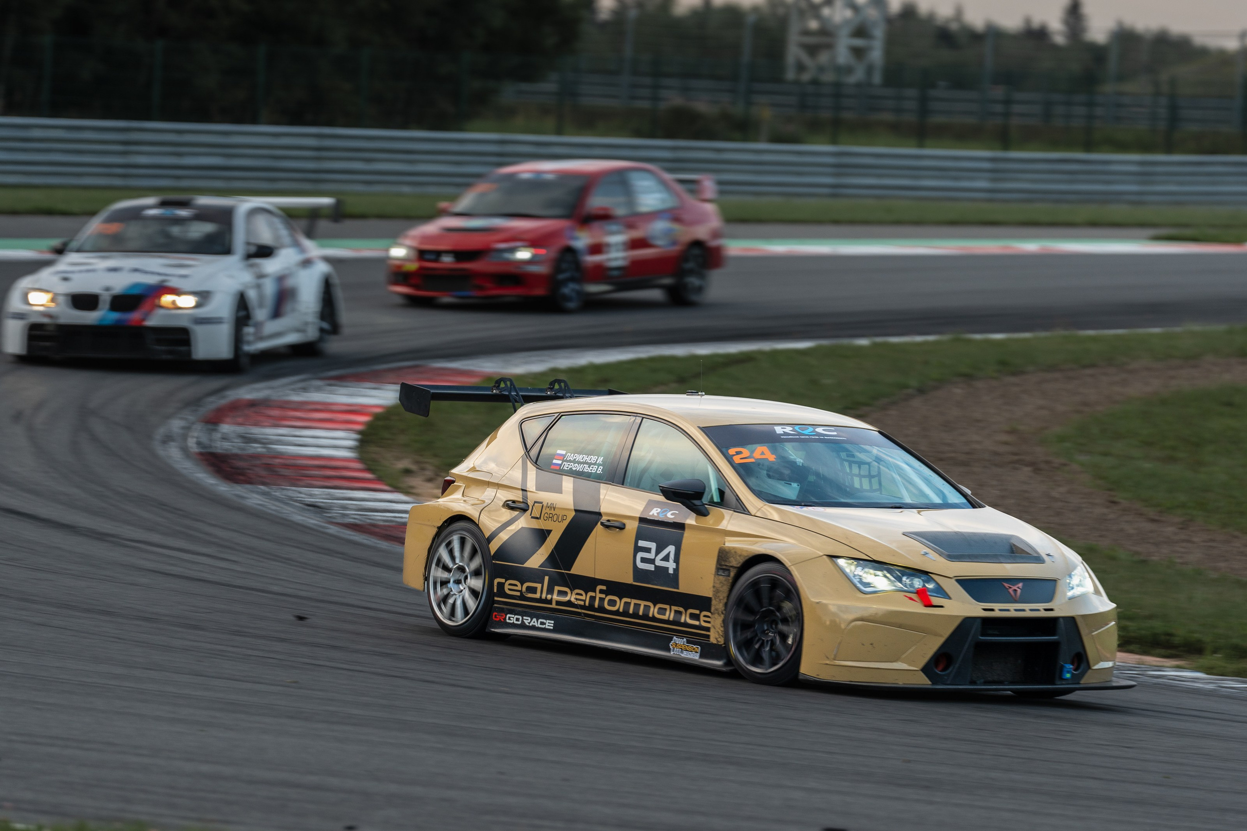 Фото четвертого этапа Российской серии гонок на выносливость. Фотограф Николай Прокофьев модельные тесты в Москве