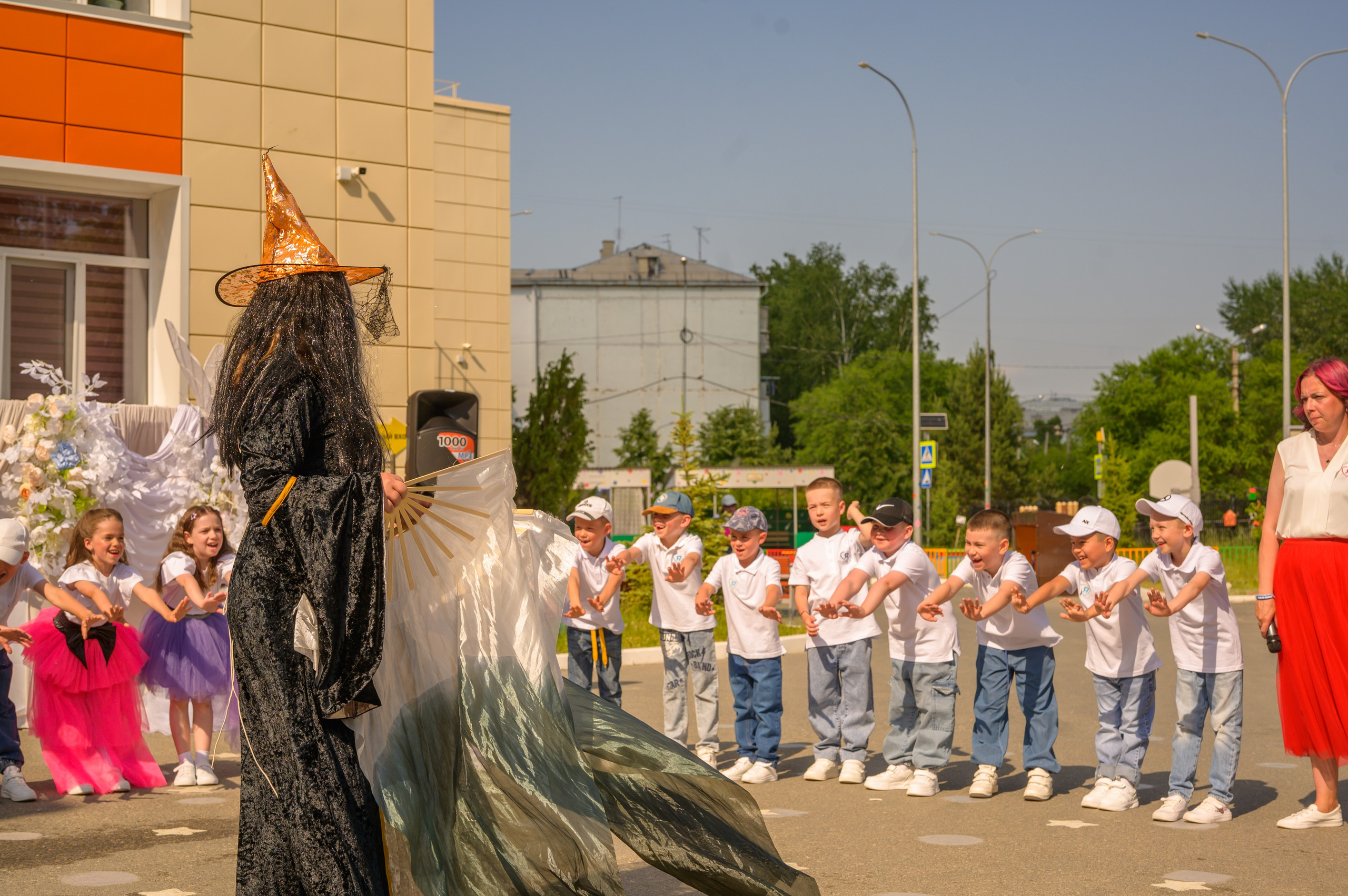Репортаж выпускного группа «Фантазёры» 3 садик. Фотограф новорожденных, семейный детский в Тюмени Татьяна Морозова