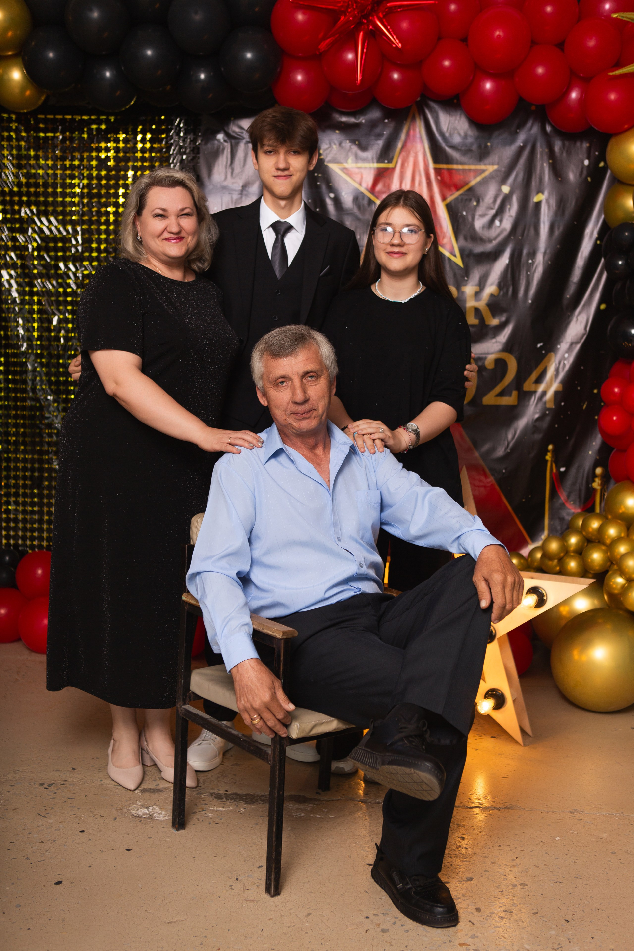 ФОТОСЕССИЯ С РОДИТЕЛЯМИ «ВЫПУСКНОЙ» 2024 г. 9 ШКОЛА г. МЦЕНСК. ТВОЙ АЛЬБОМ / ТВОИ ПРАВИЛА