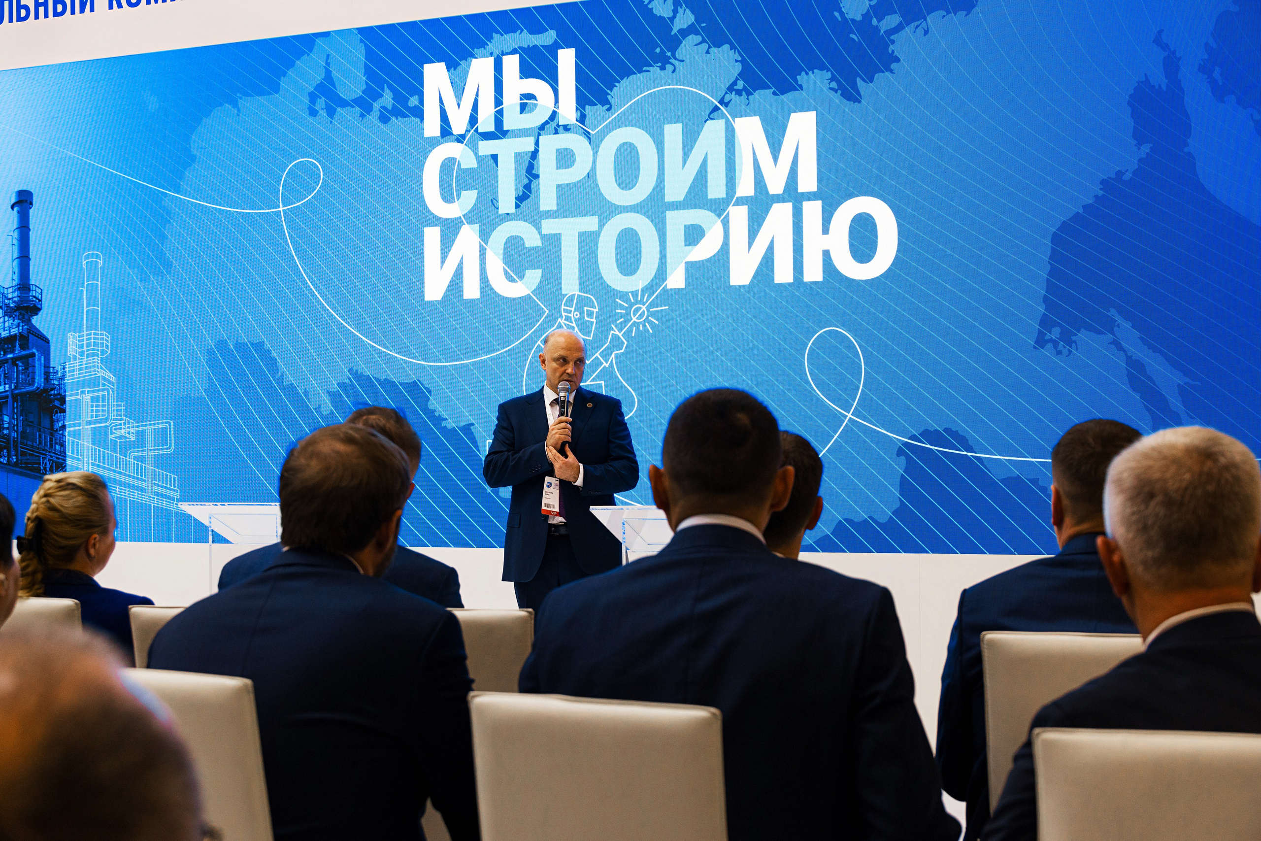 Фотосъемка ПМГФ 2025 в СПб | Репортаж для энергетической отрасли