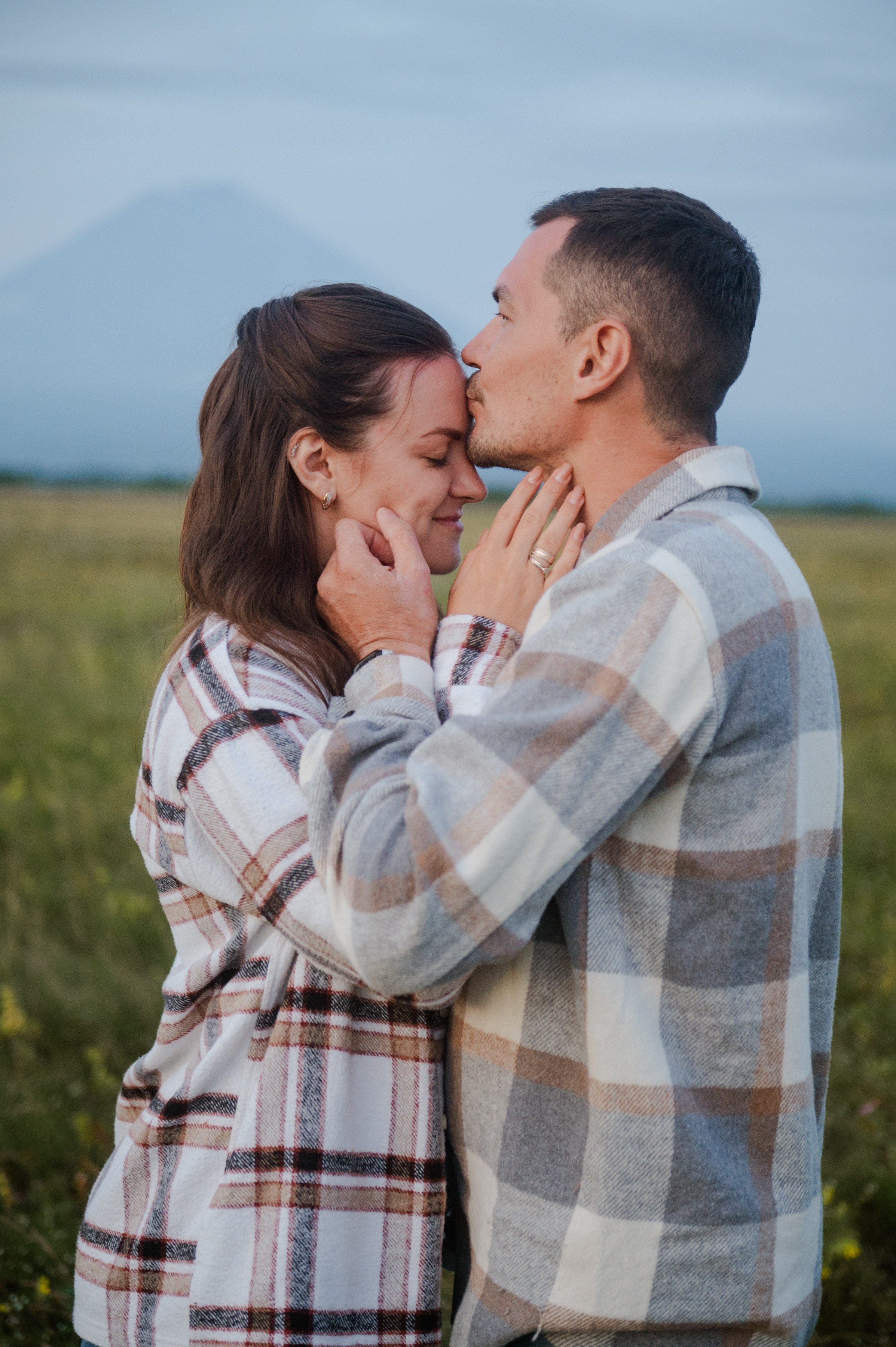 На закате с вулканами. Свадебный и семейный фотограф Камчатка. Фотограф Камчатка