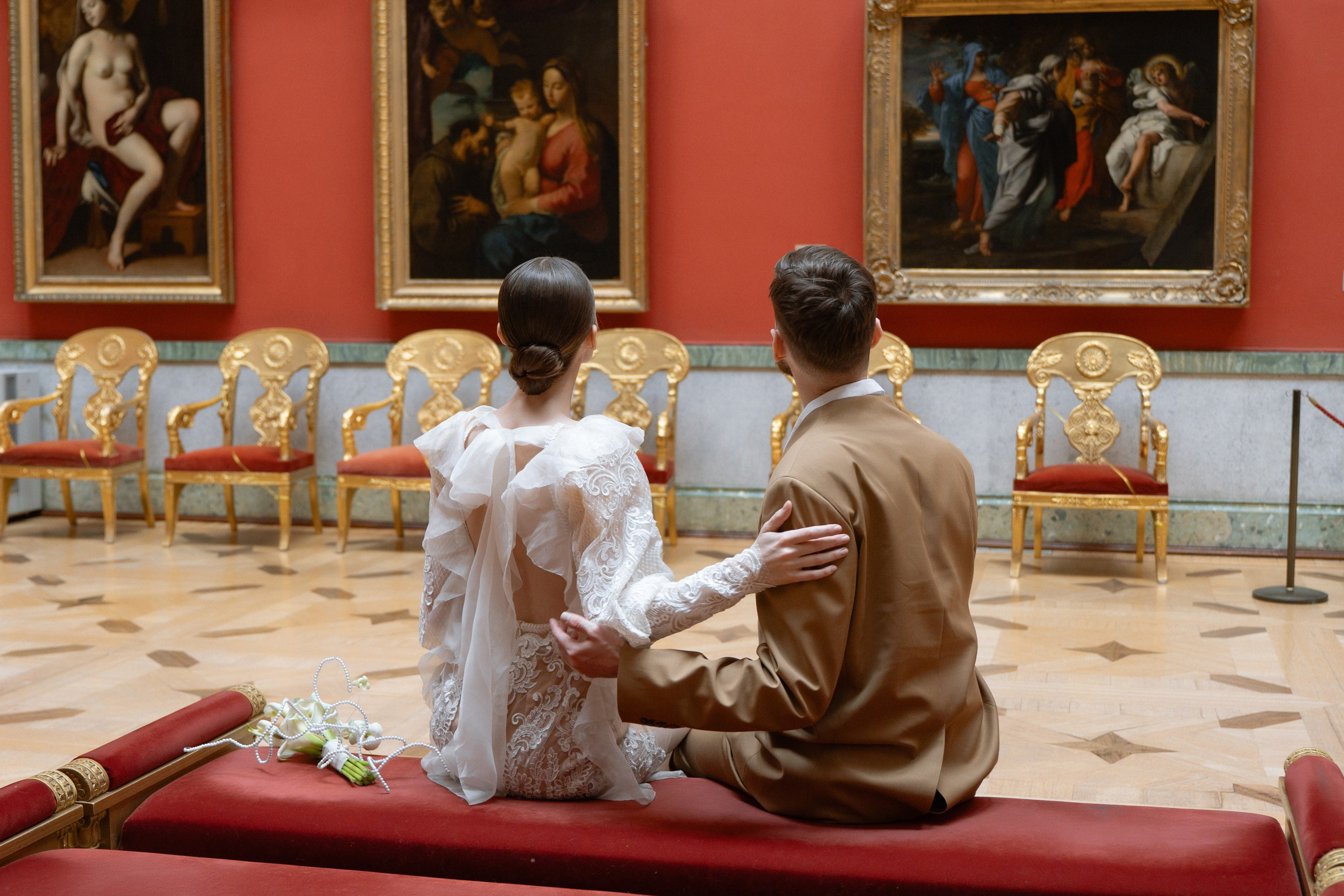 Любовь в Эрмитаже. Свадебный фотограф в Уфе Лилия Сова