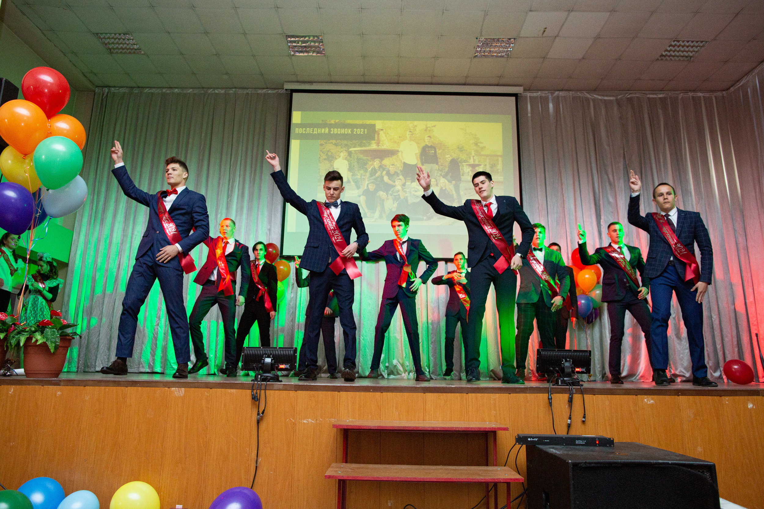 Фотограф на последний звонок в Иркутске. Семейный и детский фотограф в Иркутске Анастасия Сыроватская