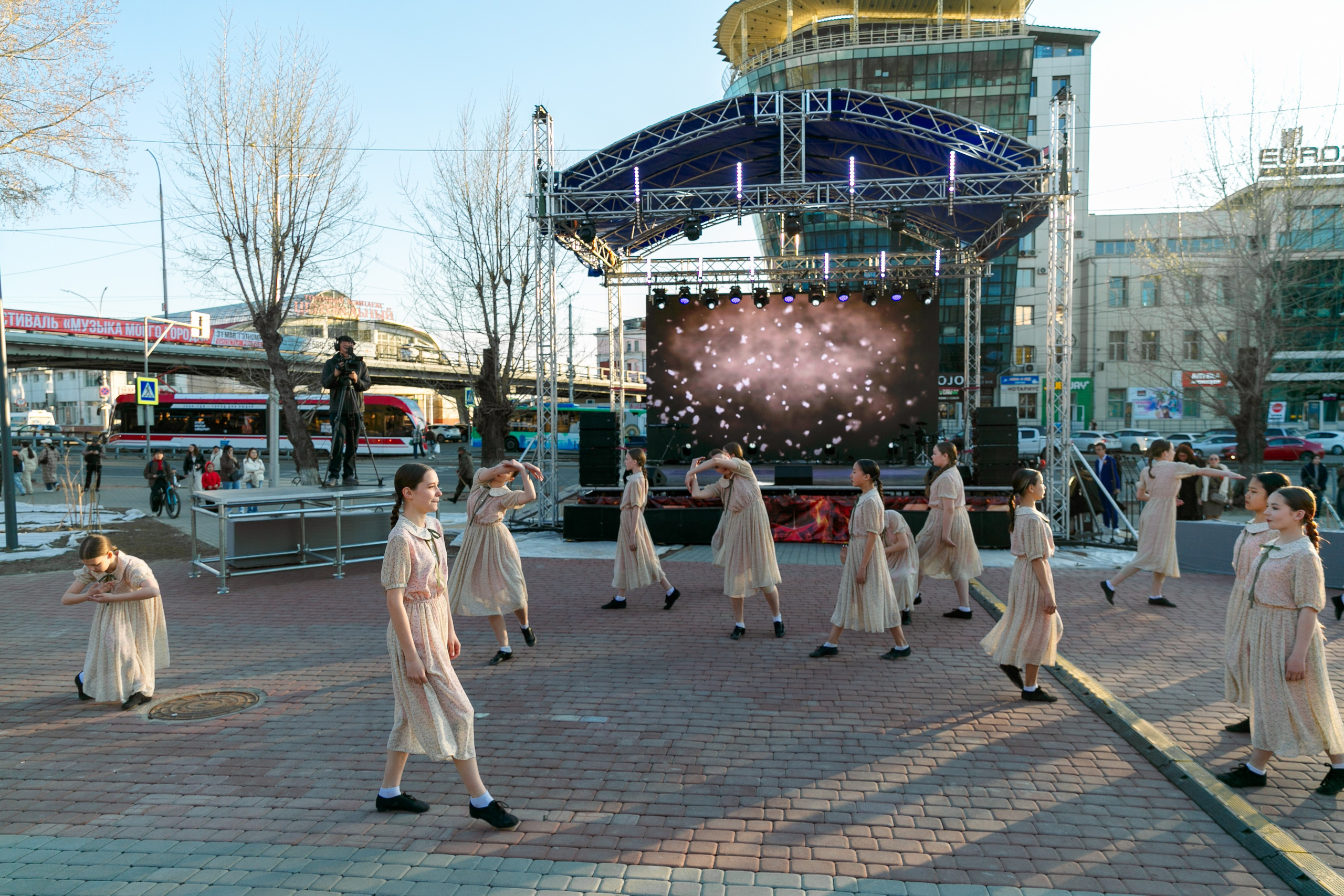 Концерт приуроченный к празднованию 80 лет победл. Свадебный и семейный фотограф в Улан-Удэ