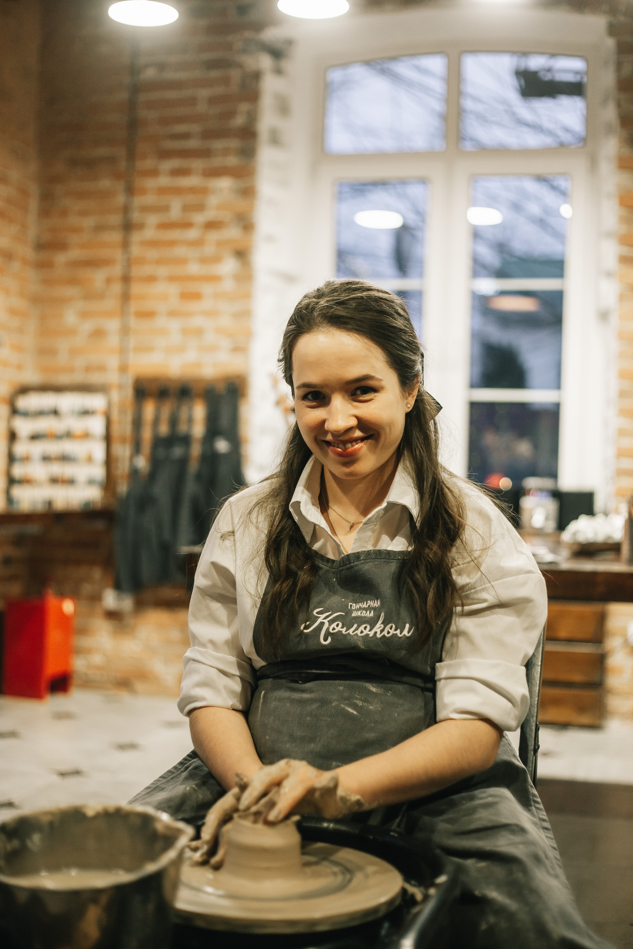 Съемка «В ожиании чуда» в гончарной мастерской. Свадебный и семейный фотограф в Краснодар, Россия