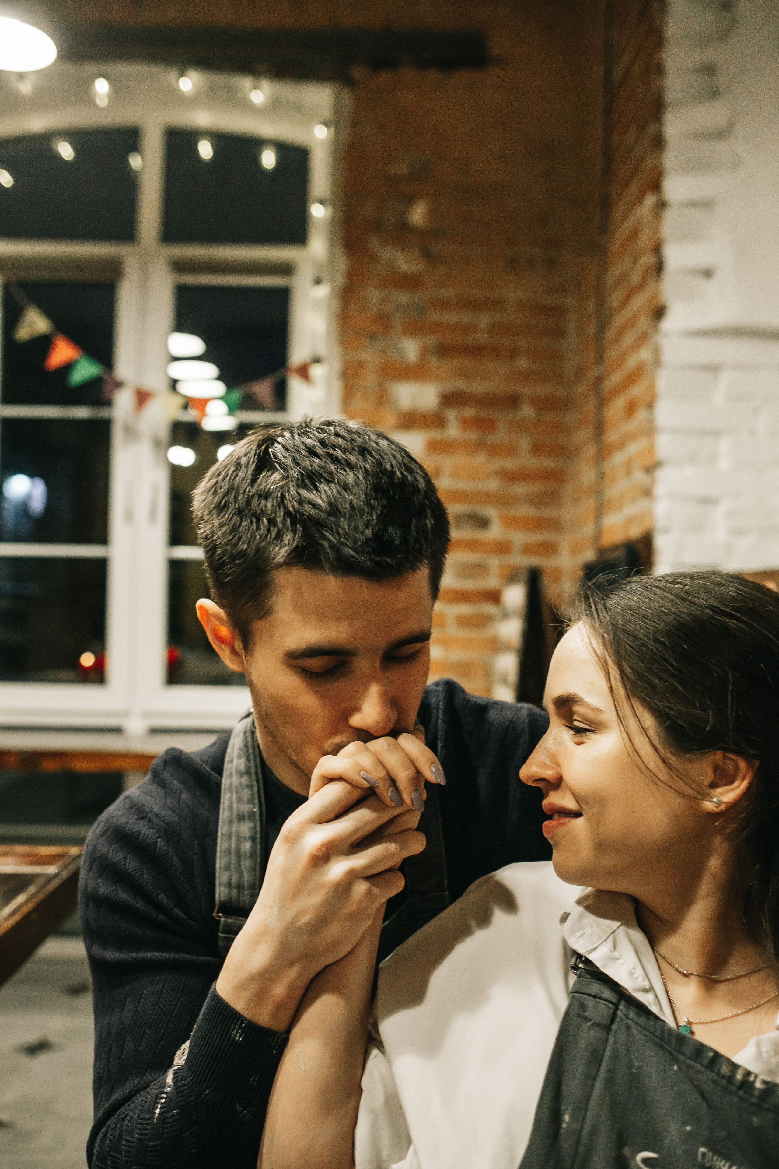 Съемка «В ожиании чуда» в гончарной мастерской. Свадебный и семейный фотограф в Краснодар, Россия