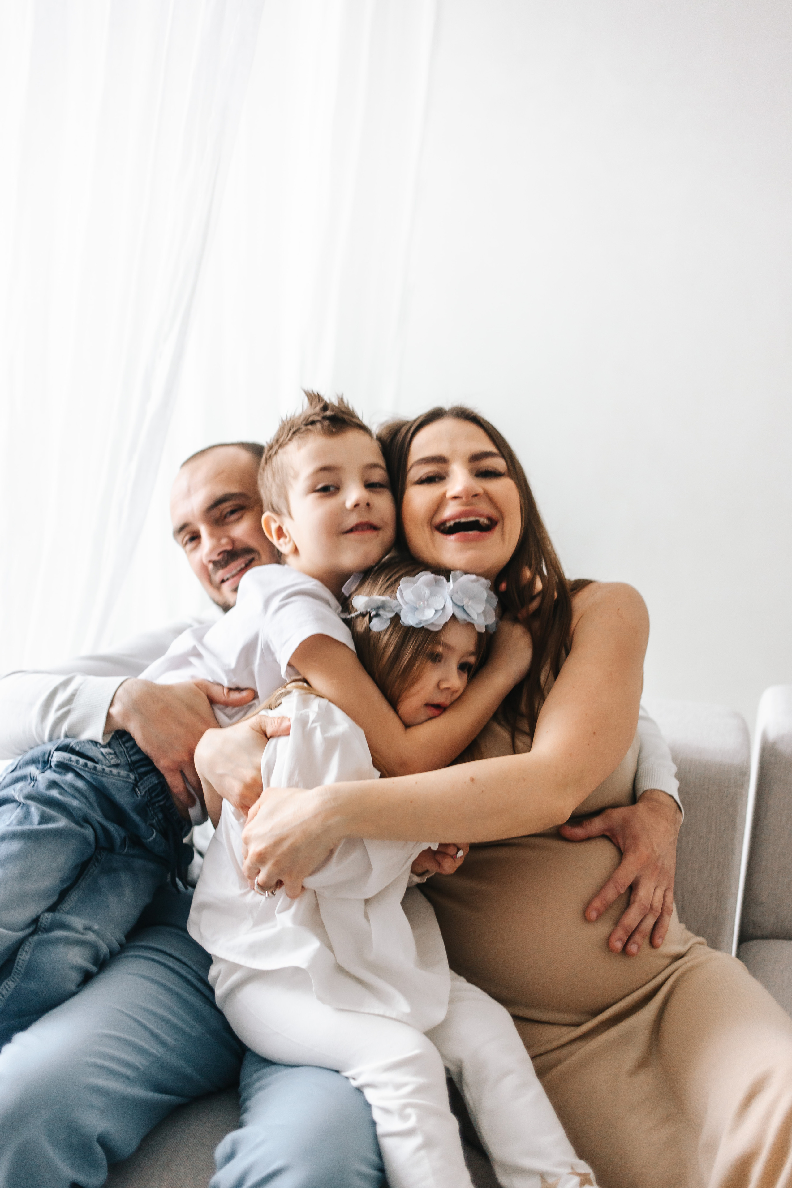 Фотоссесия беременности + гендер пати в студии. Свадебный и семейный фотограф в Краснодар, Россия