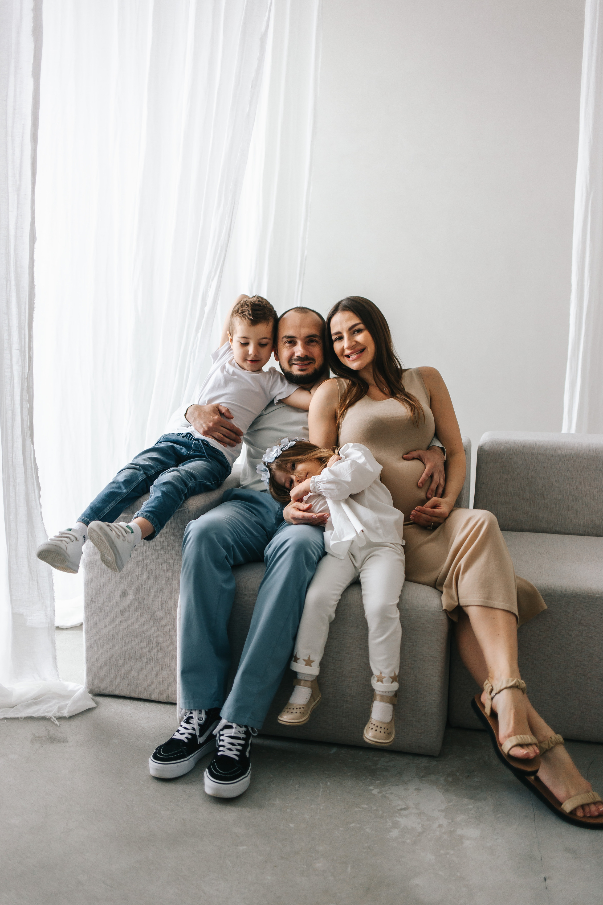 Фотоссесия беременности + гендер пати в студии. Свадебный и семейный фотограф в Краснодар, Россия