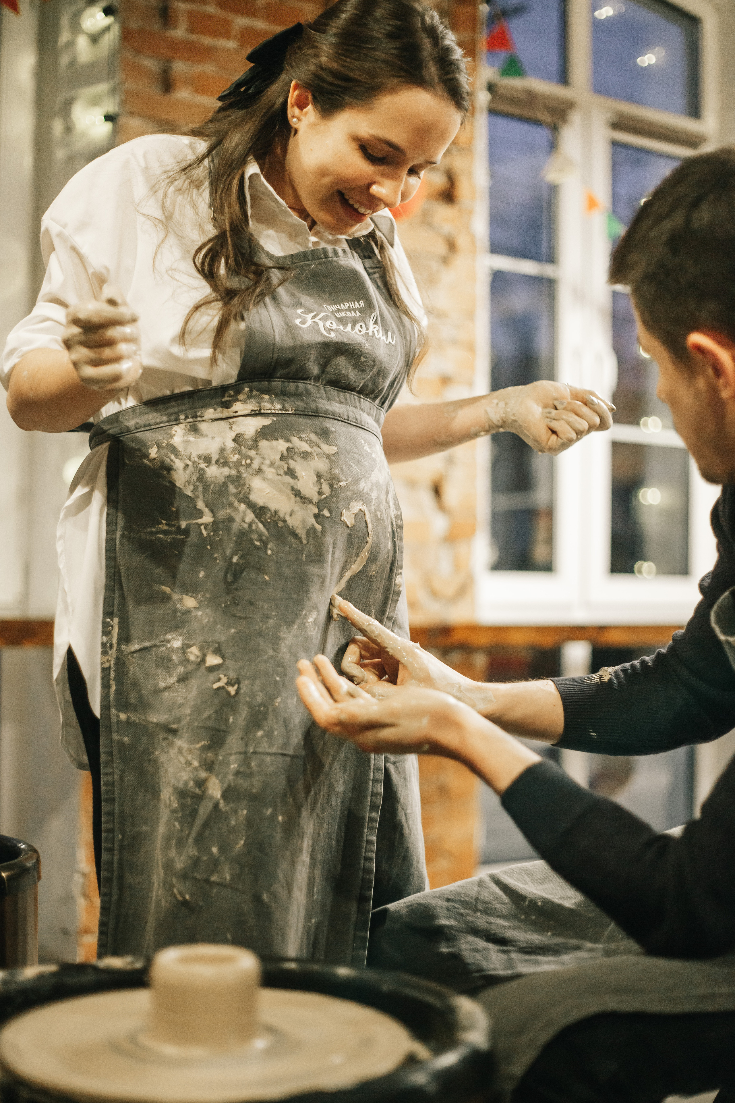 Съемка «В ожиании чуда» в гончарной мастерской. Свадебный и семейный фотограф в Краснодар, Россия
