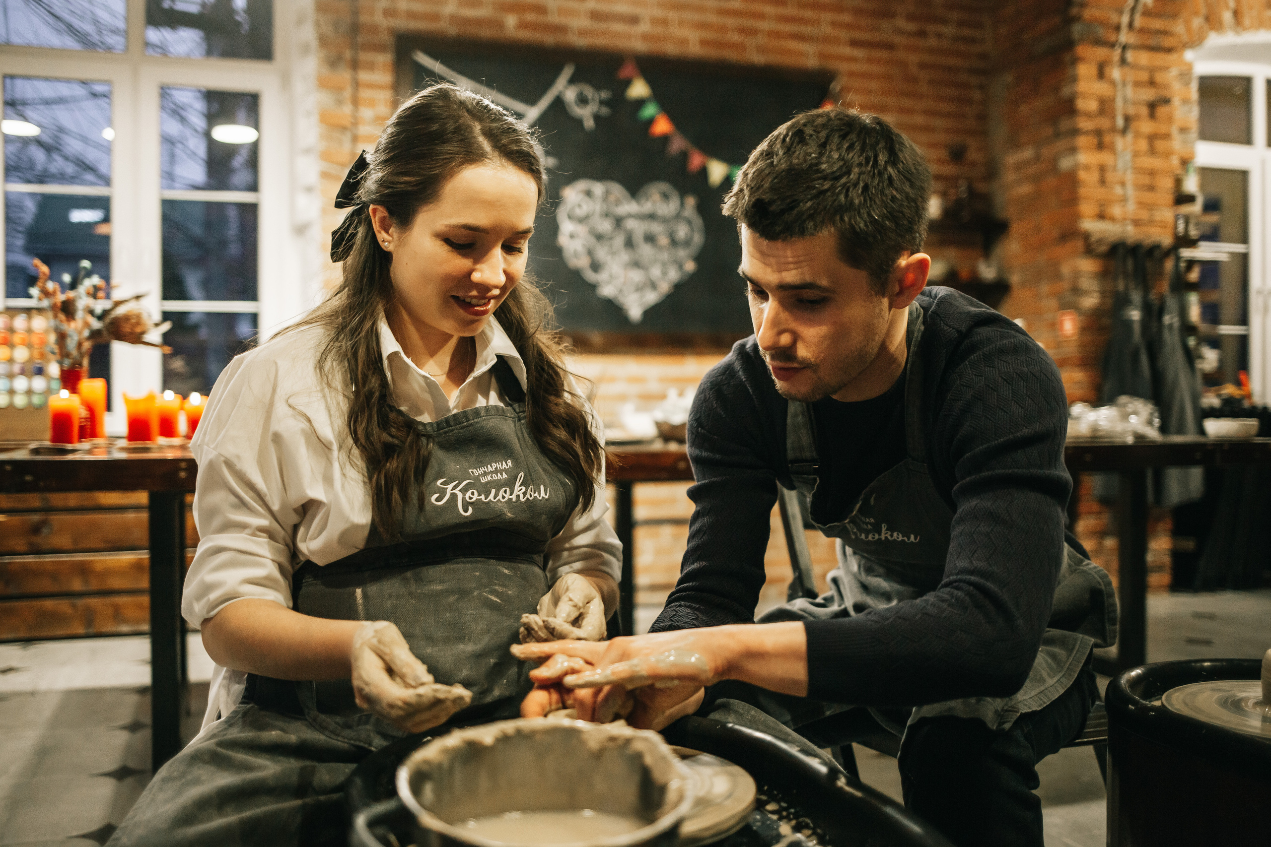 Съемка «В ожиании чуда» в гончарной мастерской. Свадебный и семейный фотограф в Краснодар, Россия