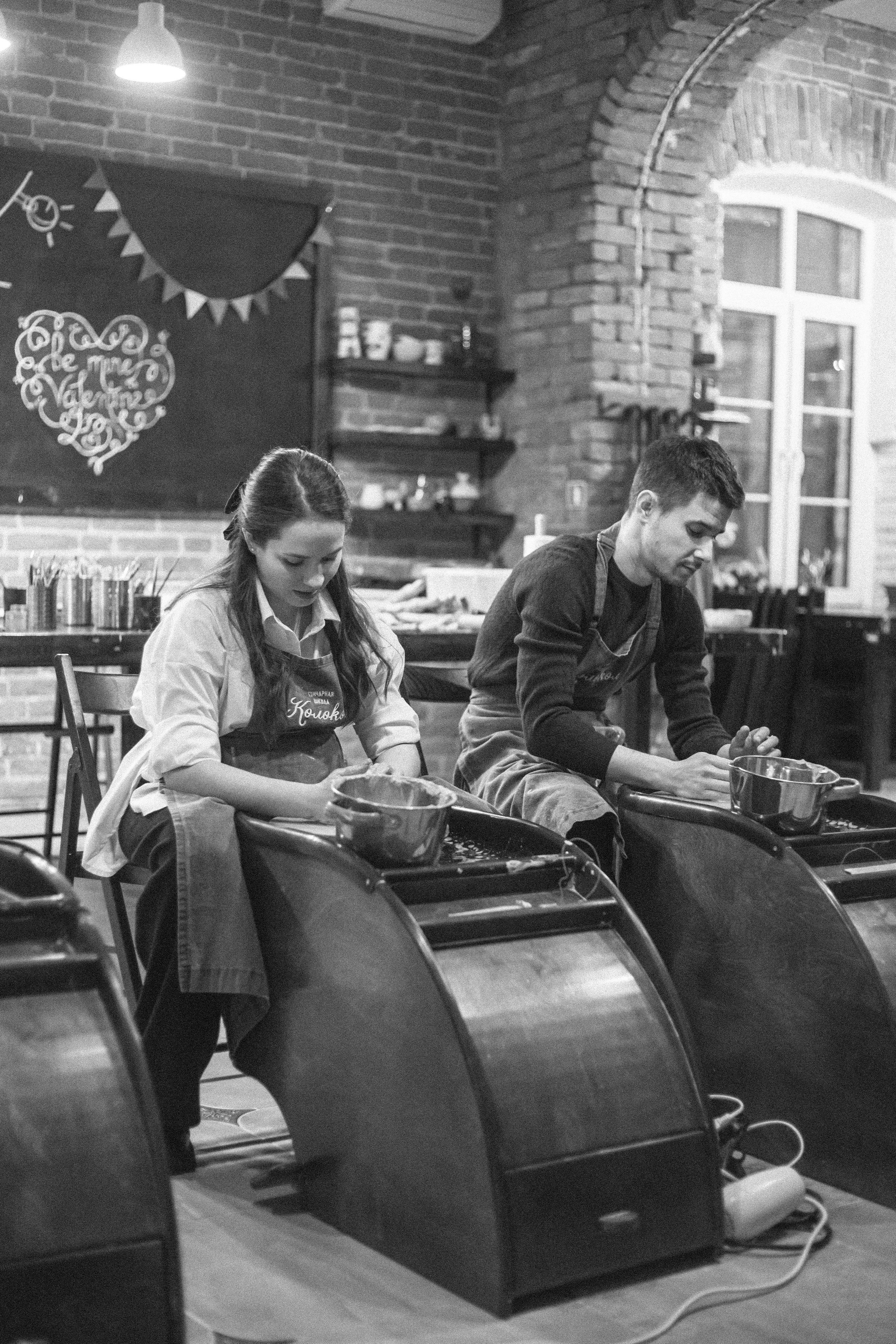 Съемка «В ожиании чуда» в гончарной мастерской. Свадебный и семейный фотограф в Краснодар, Россия