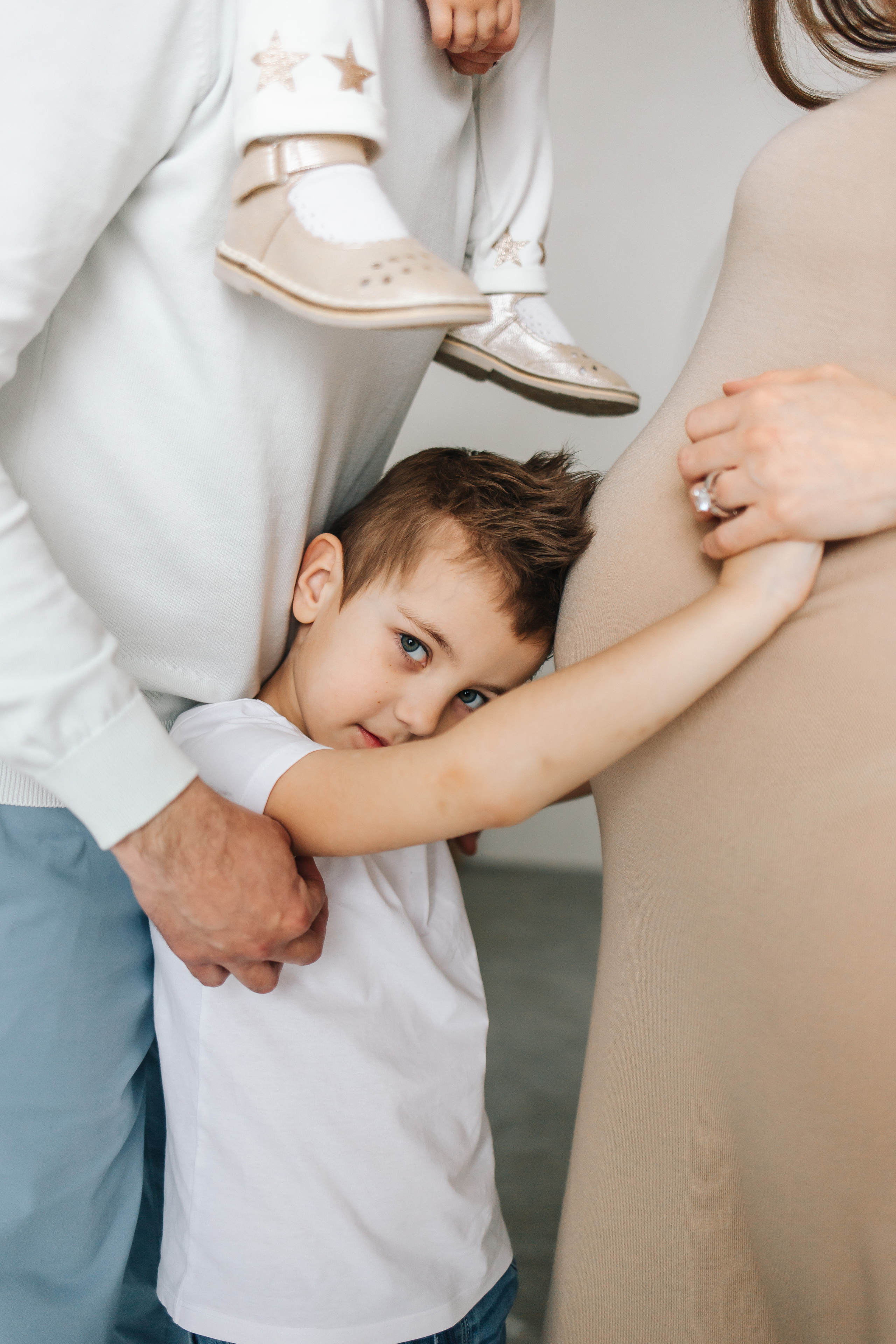 Фотоссесия беременности + гендер пати в студии. Свадебный и семейный фотограф в Краснодар, Россия