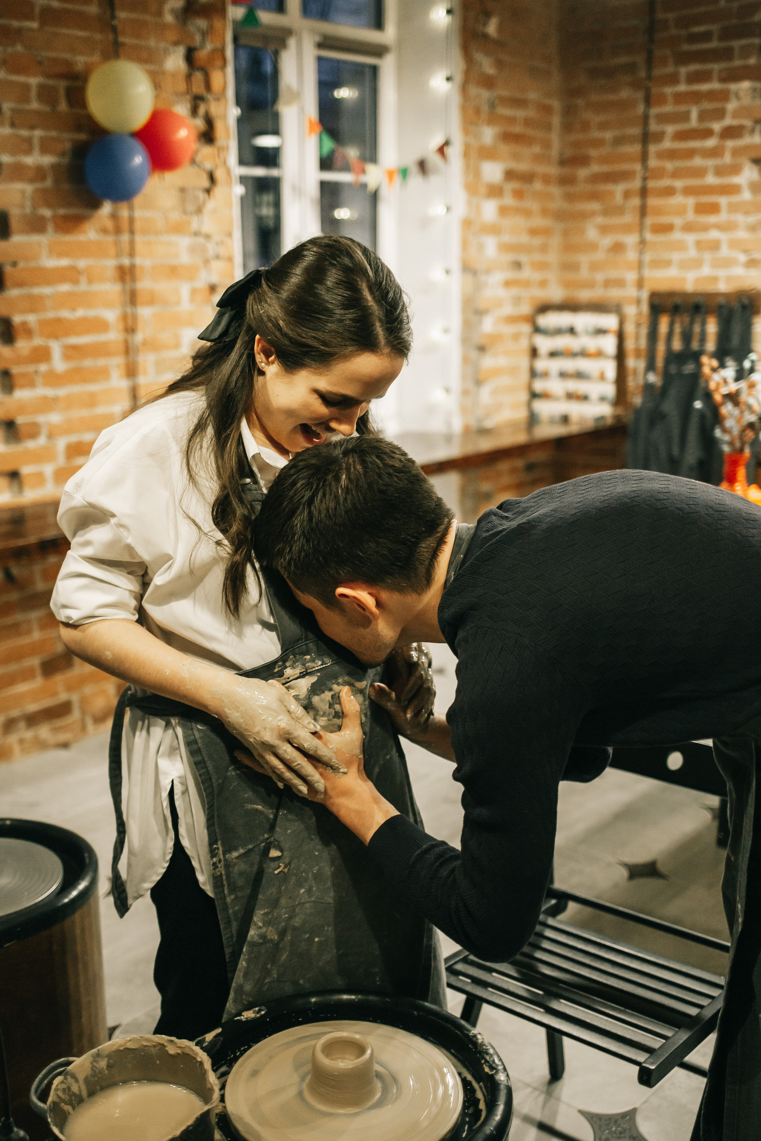 Съемка «В ожиании чуда» в гончарной мастерской. Свадебный и семейный фотограф в Краснодар, Россия