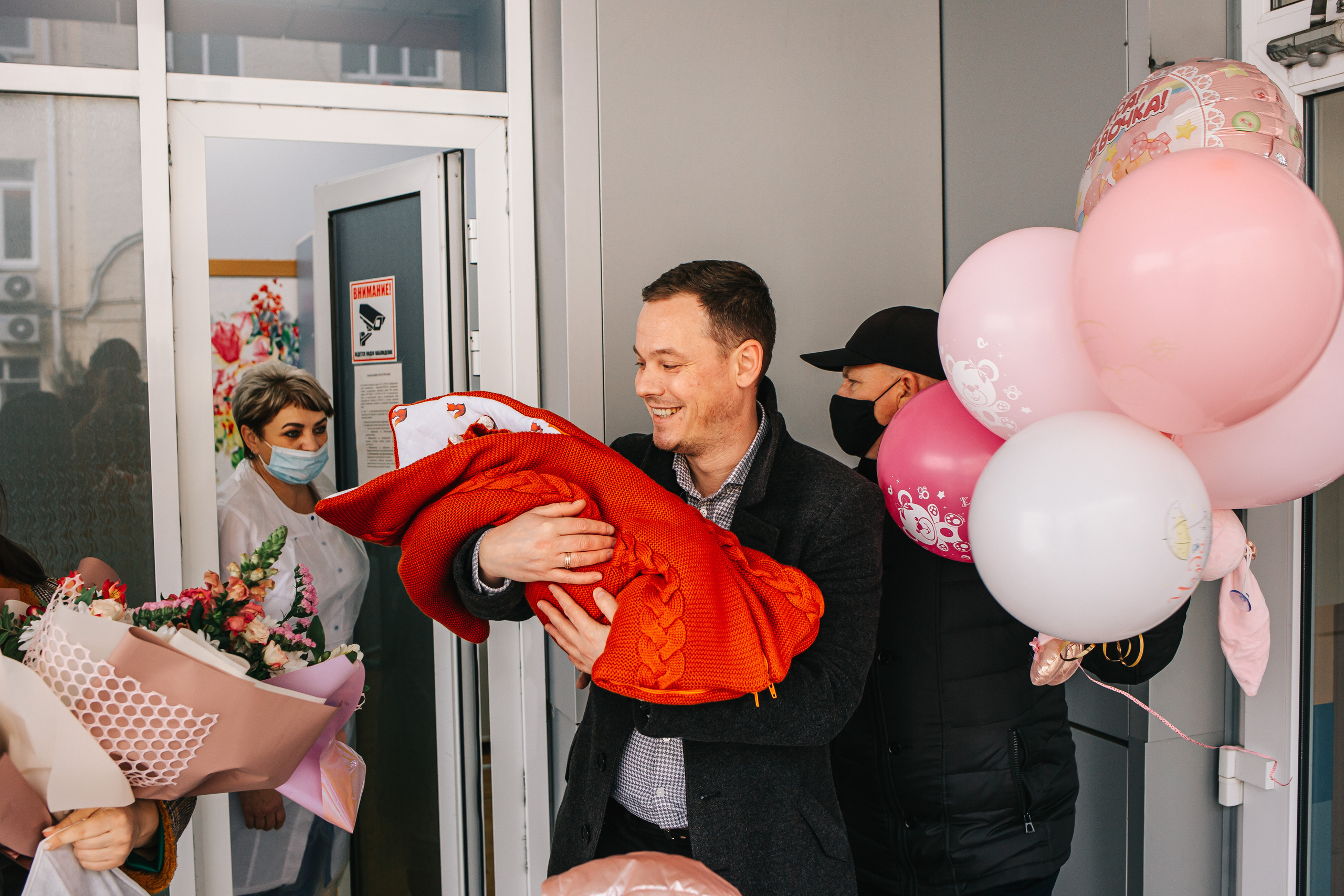 Выписка из Роддома. Свадебный и семейный фотограф в Краснодар, Россия