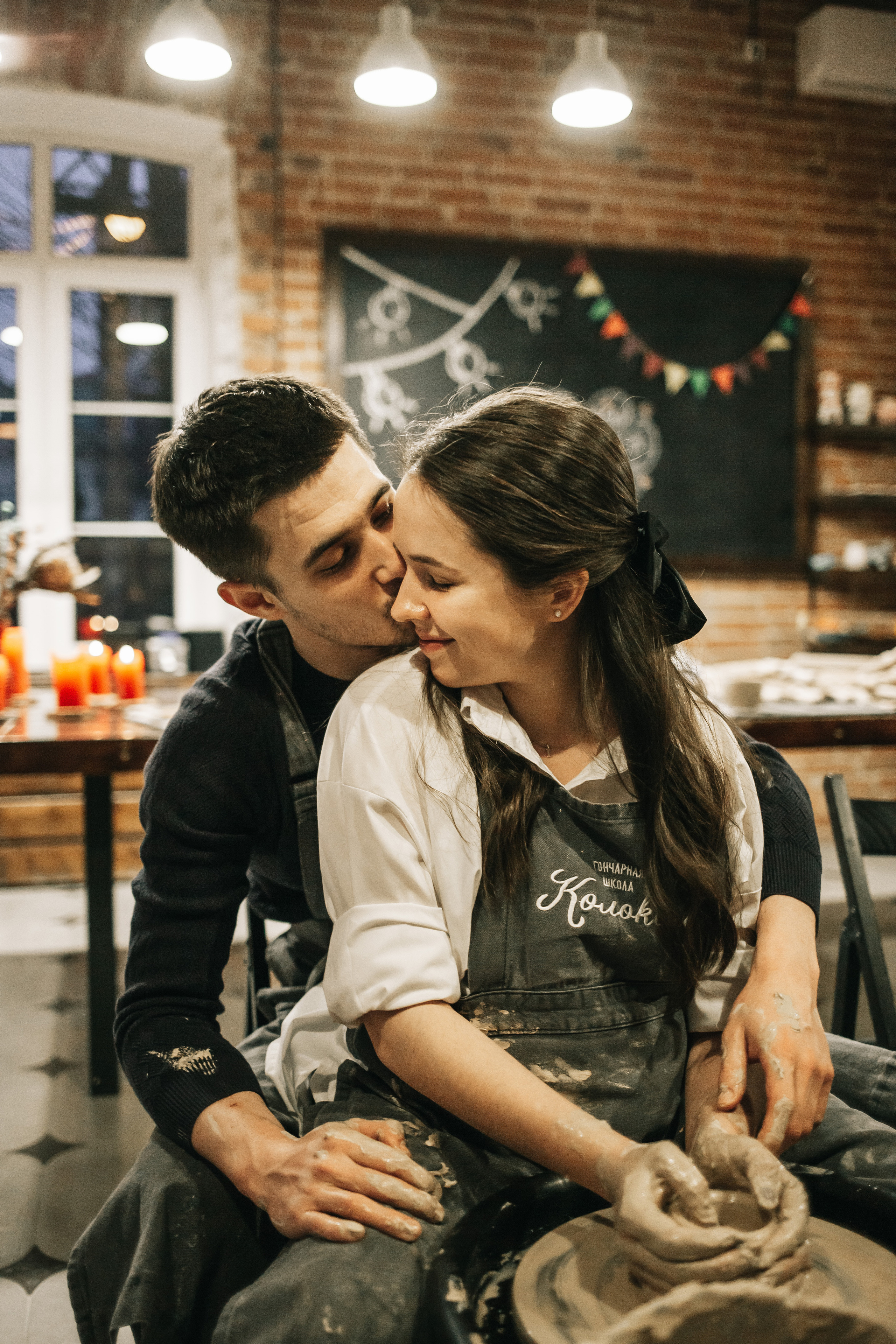 Съемка «В ожиании чуда» в гончарной мастерской. Свадебный и семейный фотограф в Краснодар, Россия