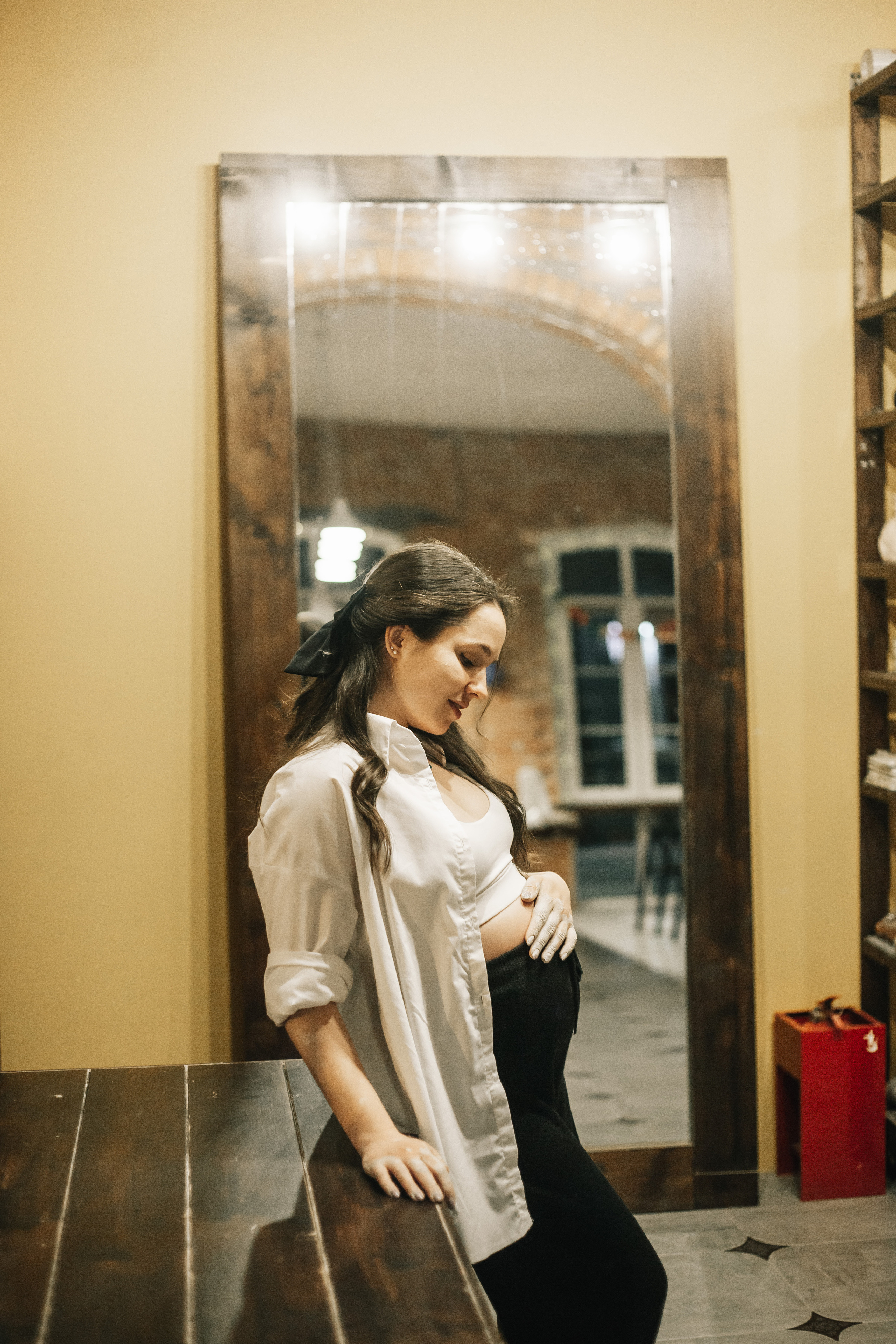 Съемка «В ожиании чуда» в гончарной мастерской. Свадебный и семейный фотограф в Краснодар, Россия