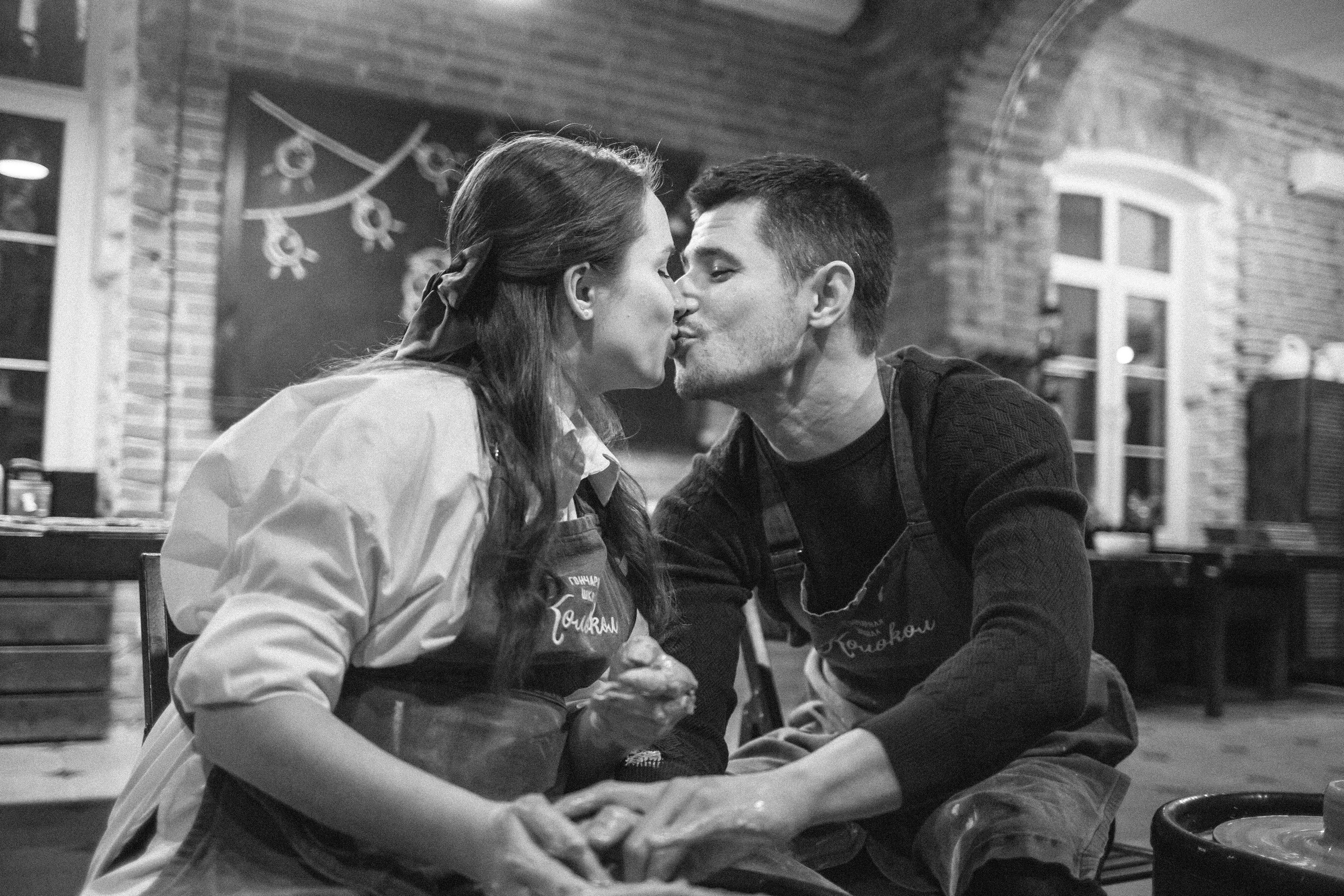 Съемка «В ожиании чуда» в гончарной мастерской. Свадебный и семейный фотограф в Краснодар, Россия