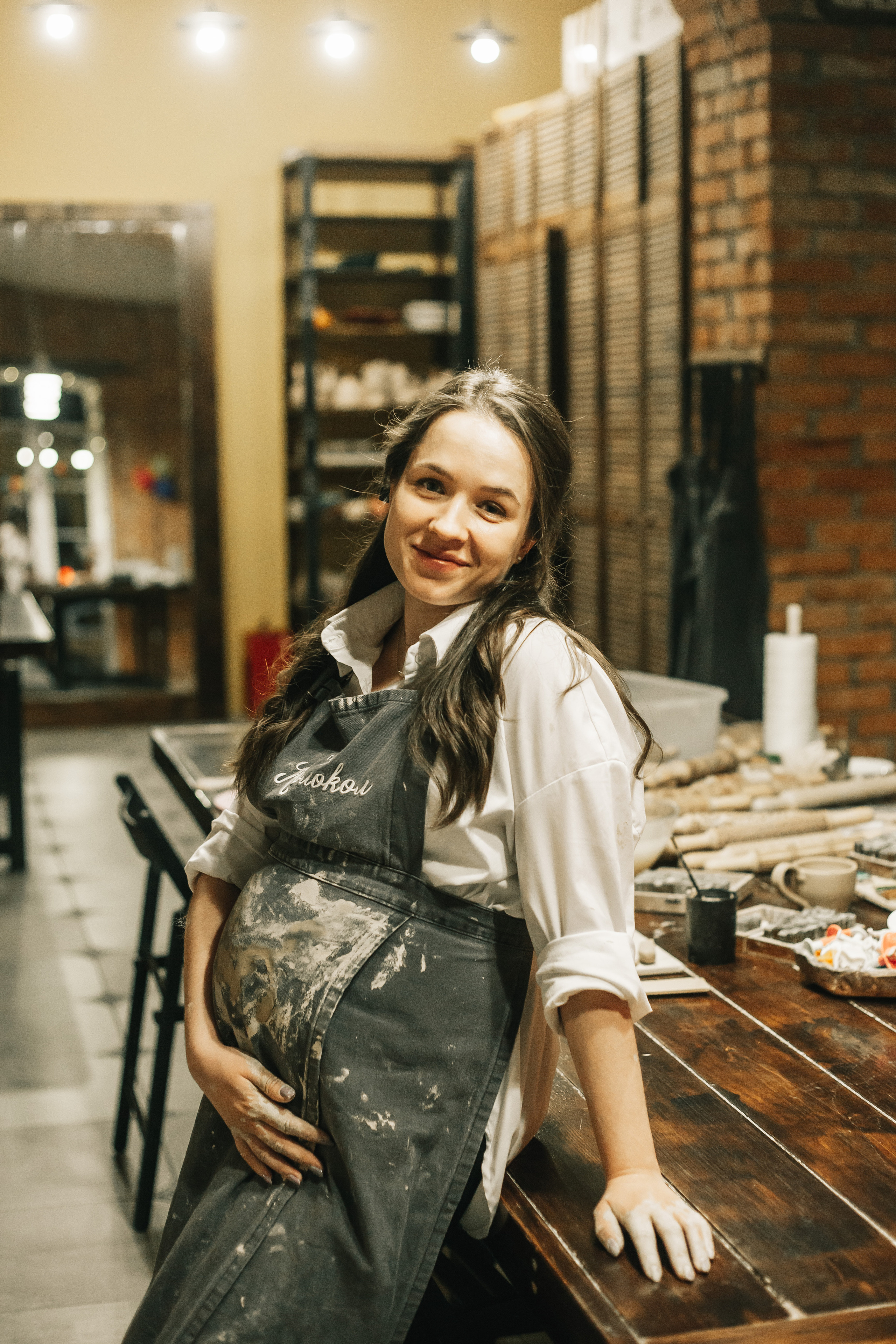 Съемка «В ожиании чуда» в гончарной мастерской. Свадебный и семейный фотограф в Краснодар, Россия