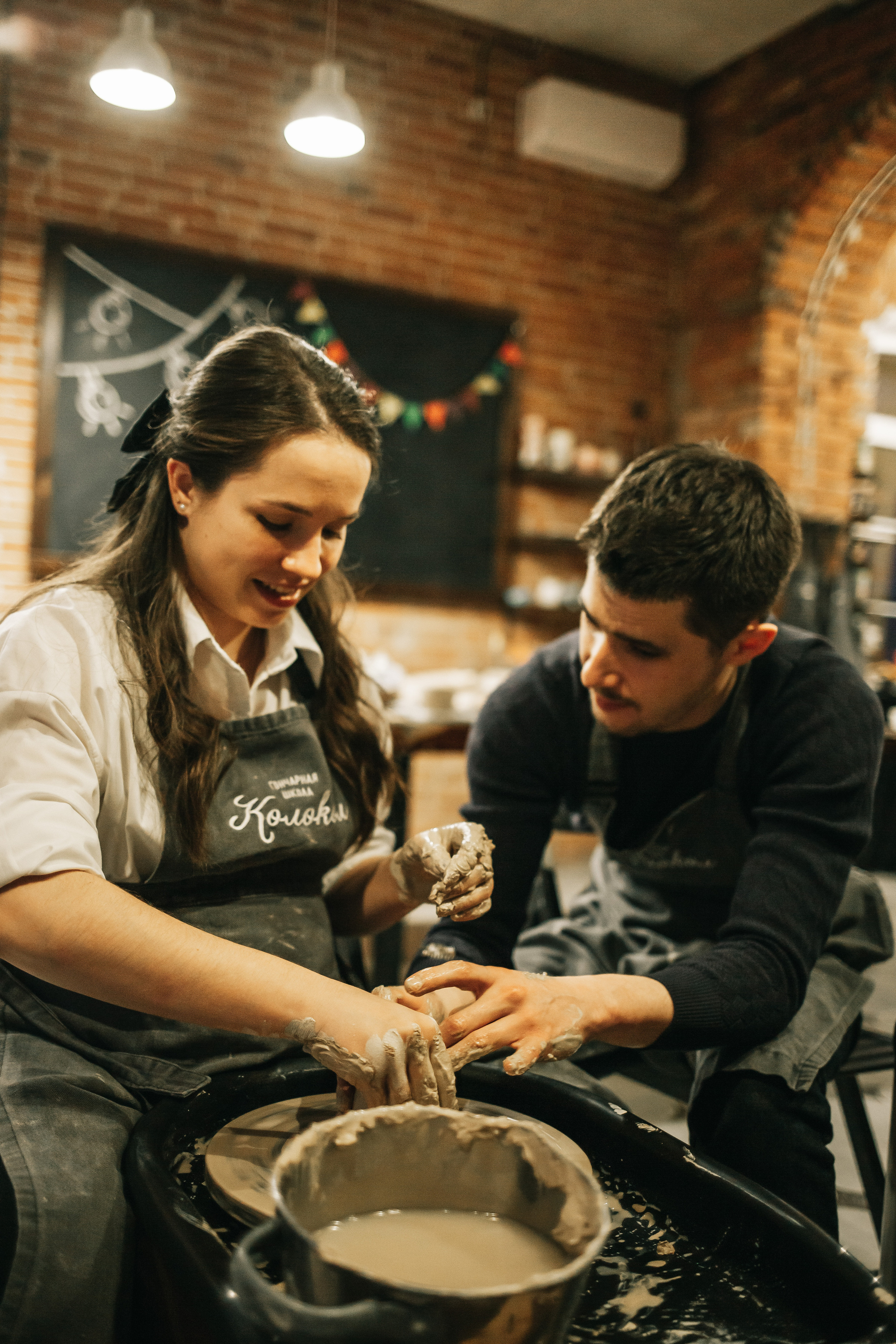 Съемка «В ожиании чуда» в гончарной мастерской. Свадебный и семейный фотограф в Краснодар, Россия