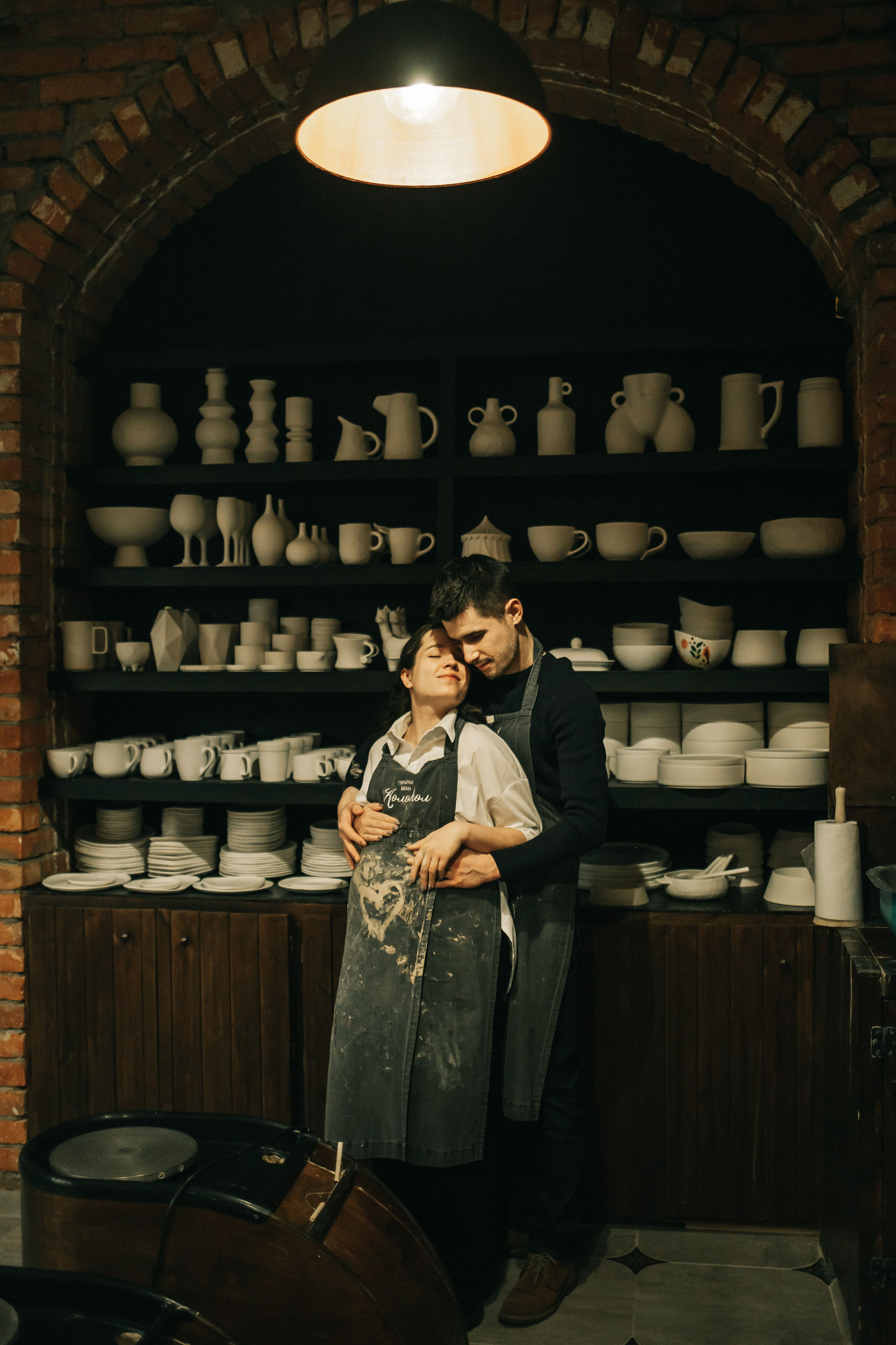 Съемка «В ожиании чуда» в гончарной мастерской. Свадебный и семейный фотограф в Краснодар, Россия