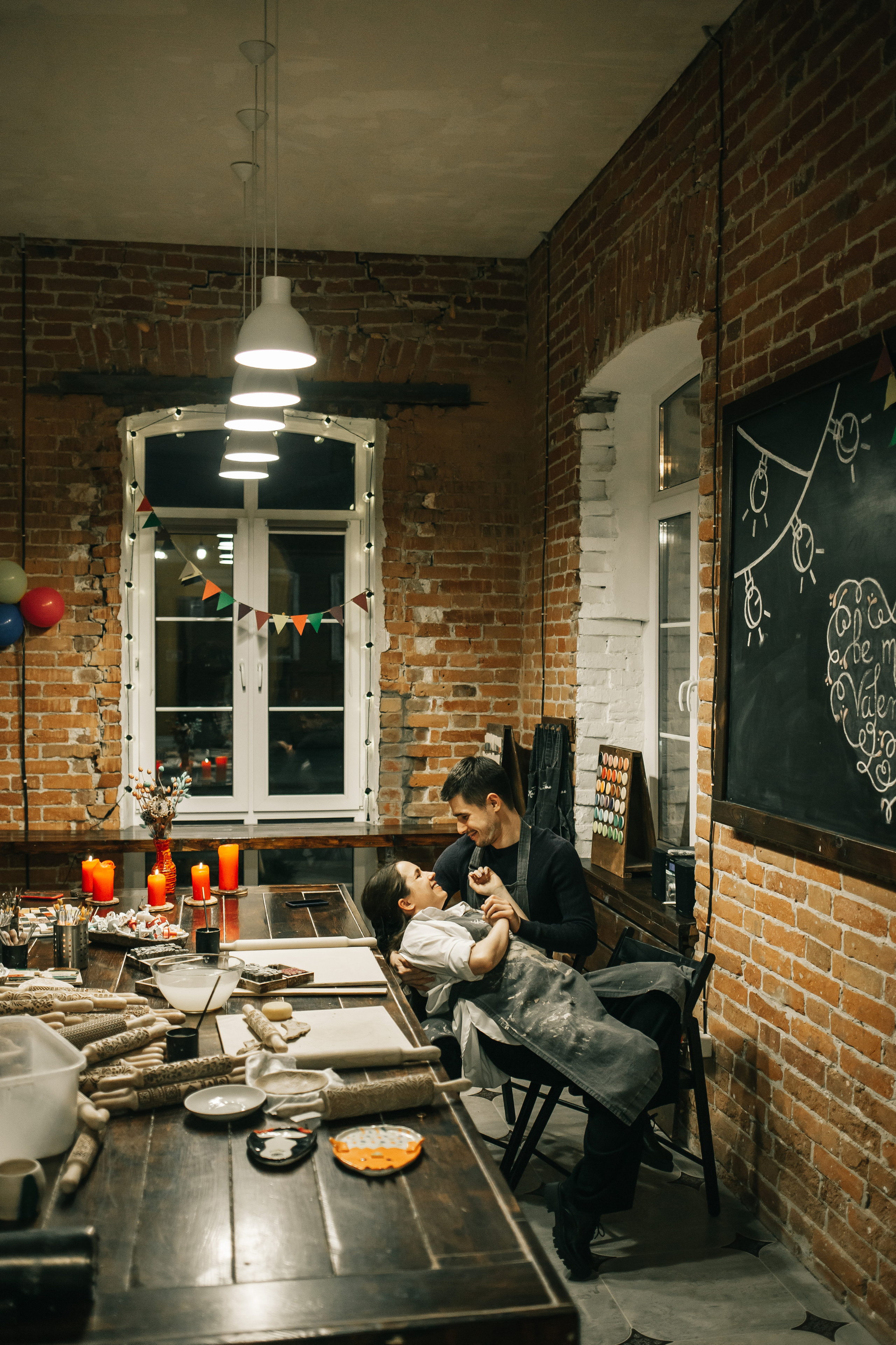 Съемка «В ожиании чуда» в гончарной мастерской. Свадебный и семейный фотограф в Краснодар, Россия