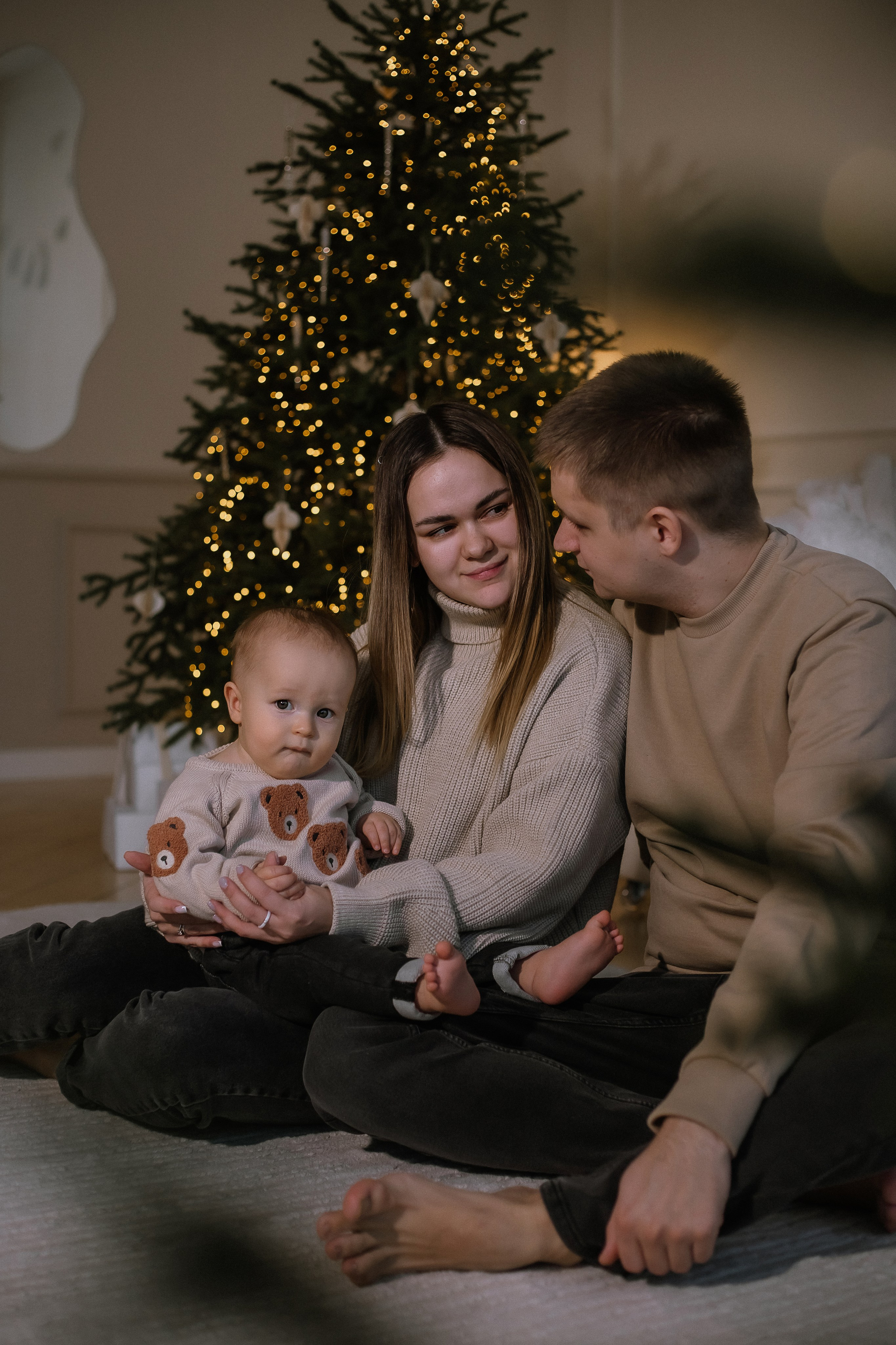 Предновогодняя серия Екатерины, Алексея и Матвея (в рамках студийных экспресс). Фотограф Екатеринубрг/Верхняя Пышма