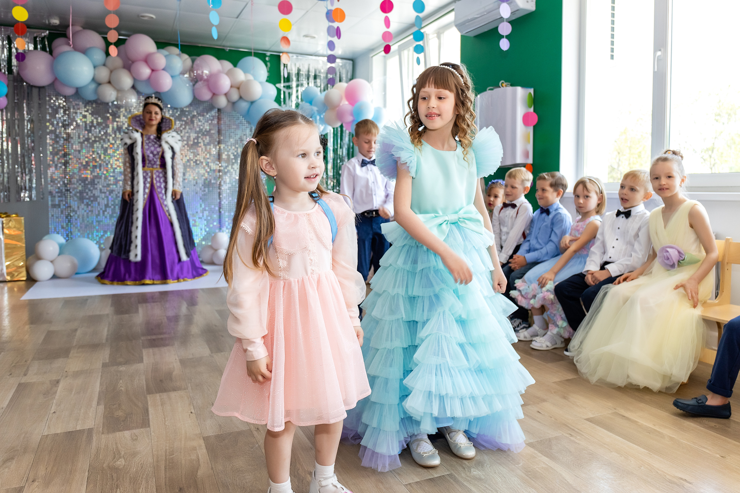 Выпускной. Детский сад 122. Стильный выпускной альбом Владивосток фотограф Вероника Мигачева