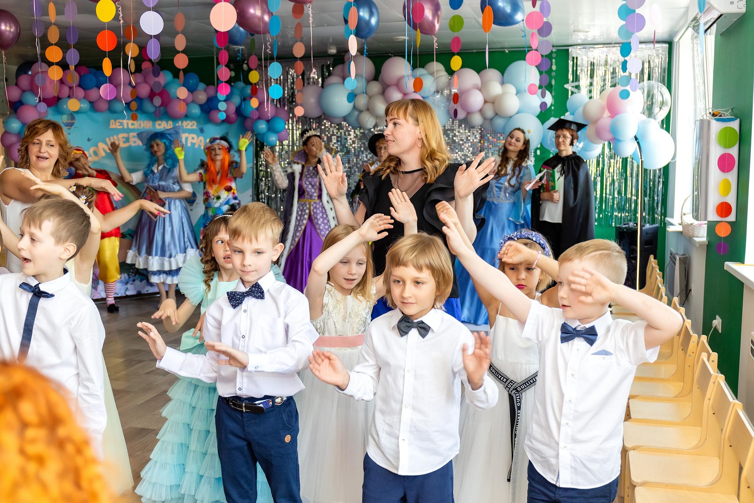 Выпускной. Детский сад 122. Стильный выпускной альбом Владивосток фотограф Вероника Мигачева