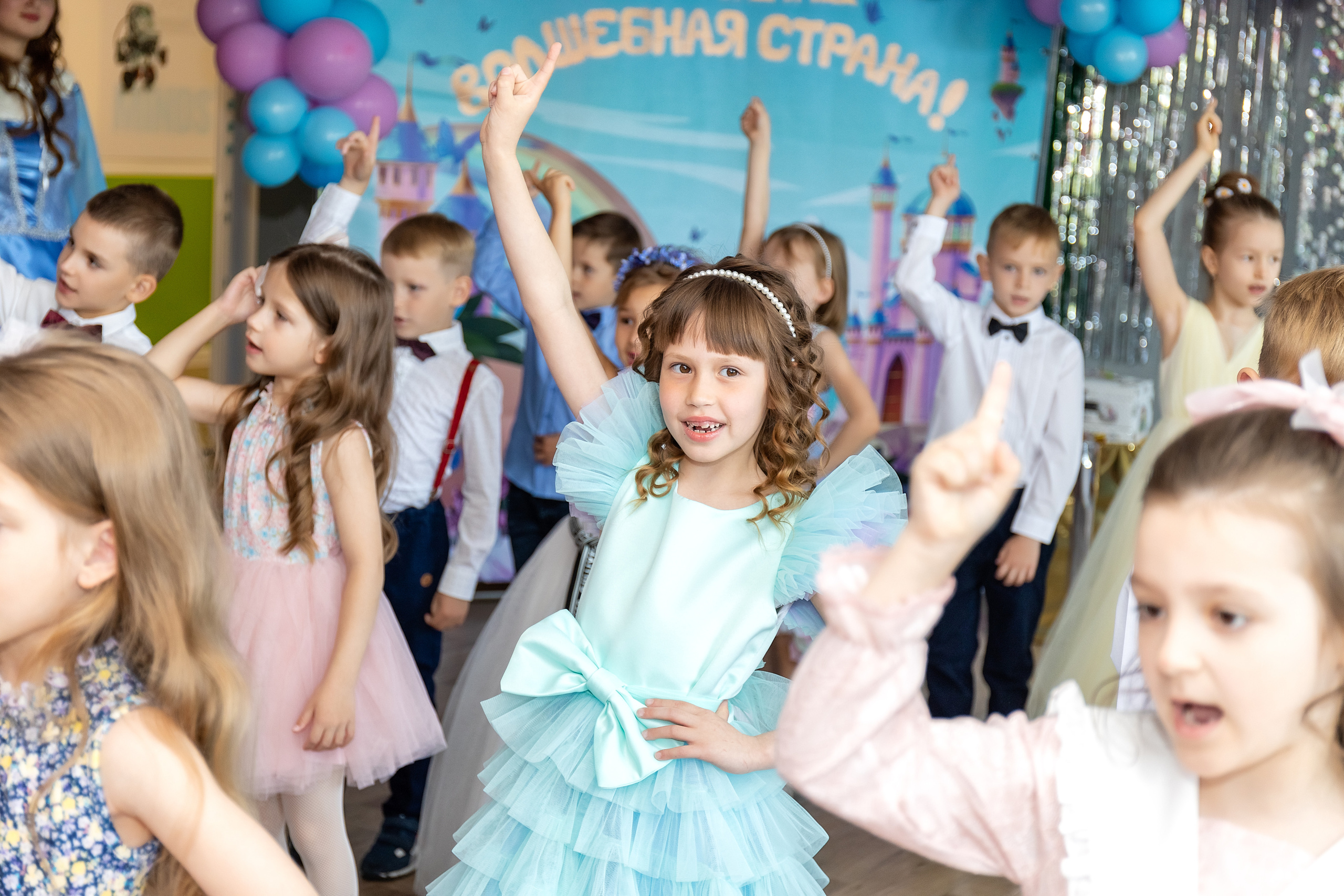 Выпускной. Детский сад 122. Стильный выпускной альбом Владивосток фотограф Вероника Мигачева