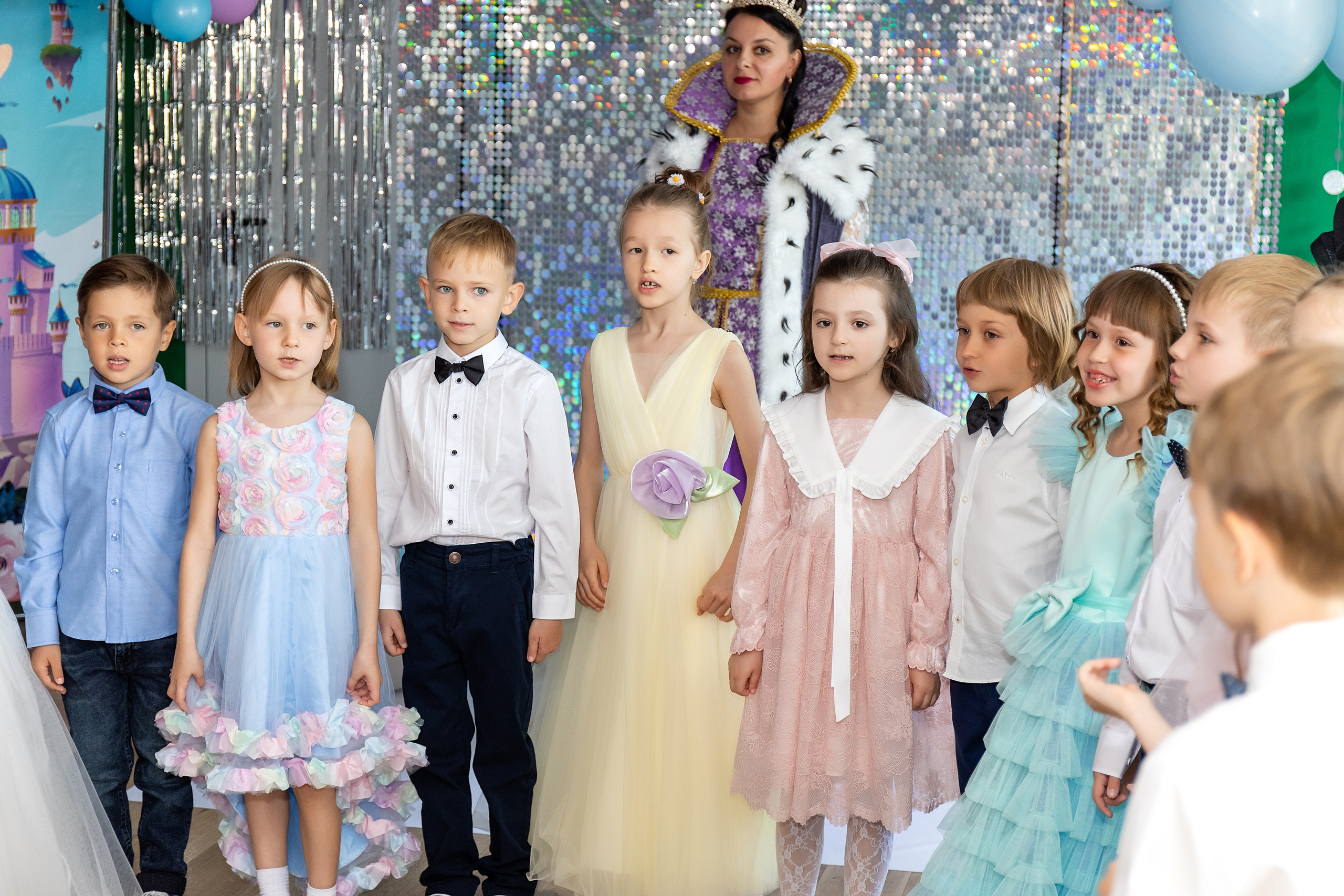 Выпускной. Детский сад 122. Стильный выпускной альбом Владивосток фотограф Вероника Мигачева