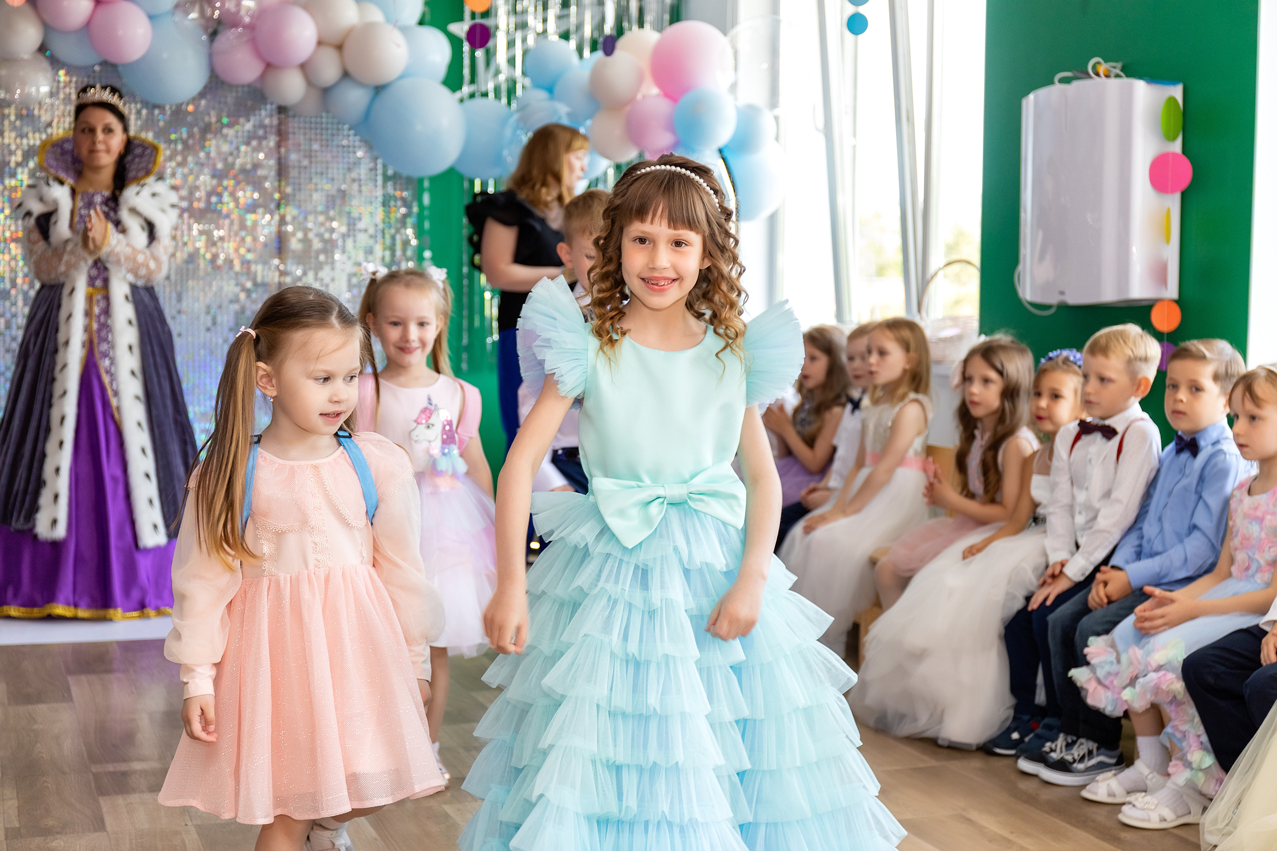 Выпускной. Детский сад 122. Стильный выпускной альбом Владивосток фотограф Вероника Мигачева