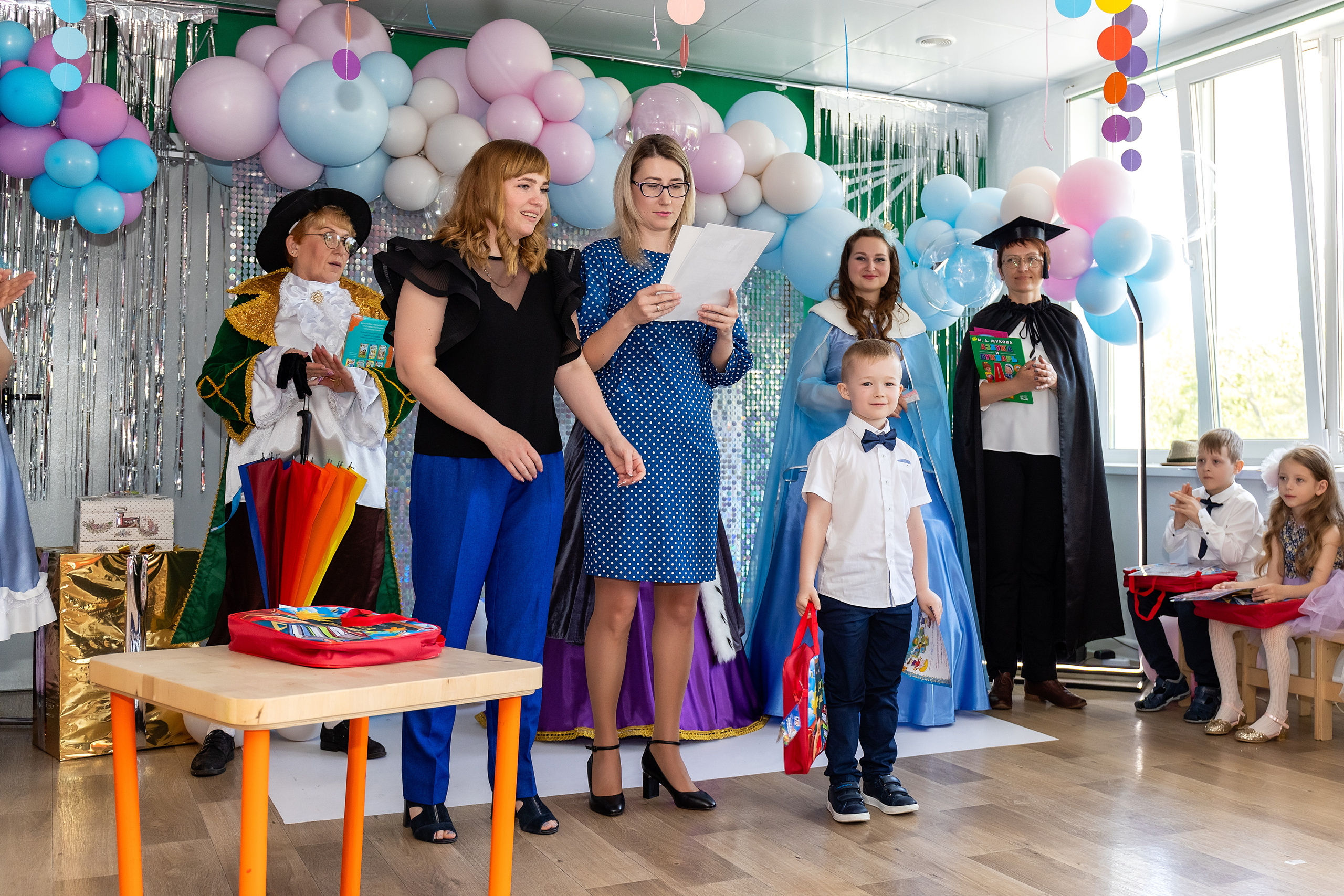 Выпускной. Детский сад 122. Стильный выпускной альбом Владивосток фотограф Вероника Мигачева