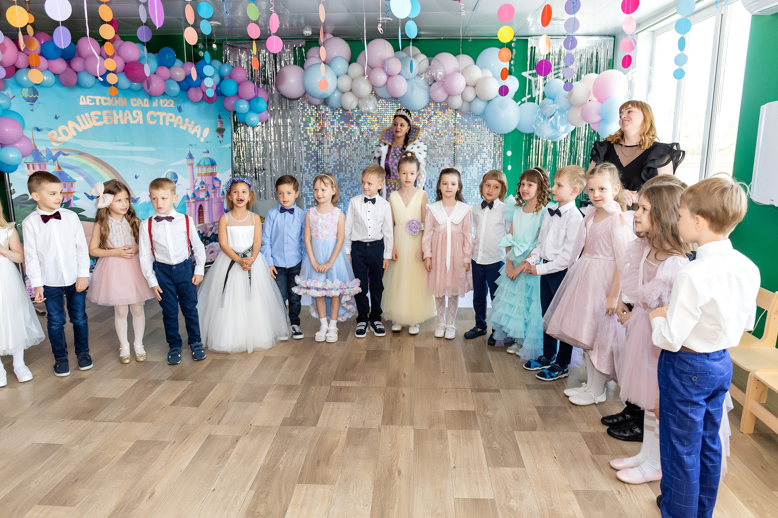 Выпускной. Детский сад 122. Стильный выпускной альбом Владивосток фотограф Вероника Мигачева