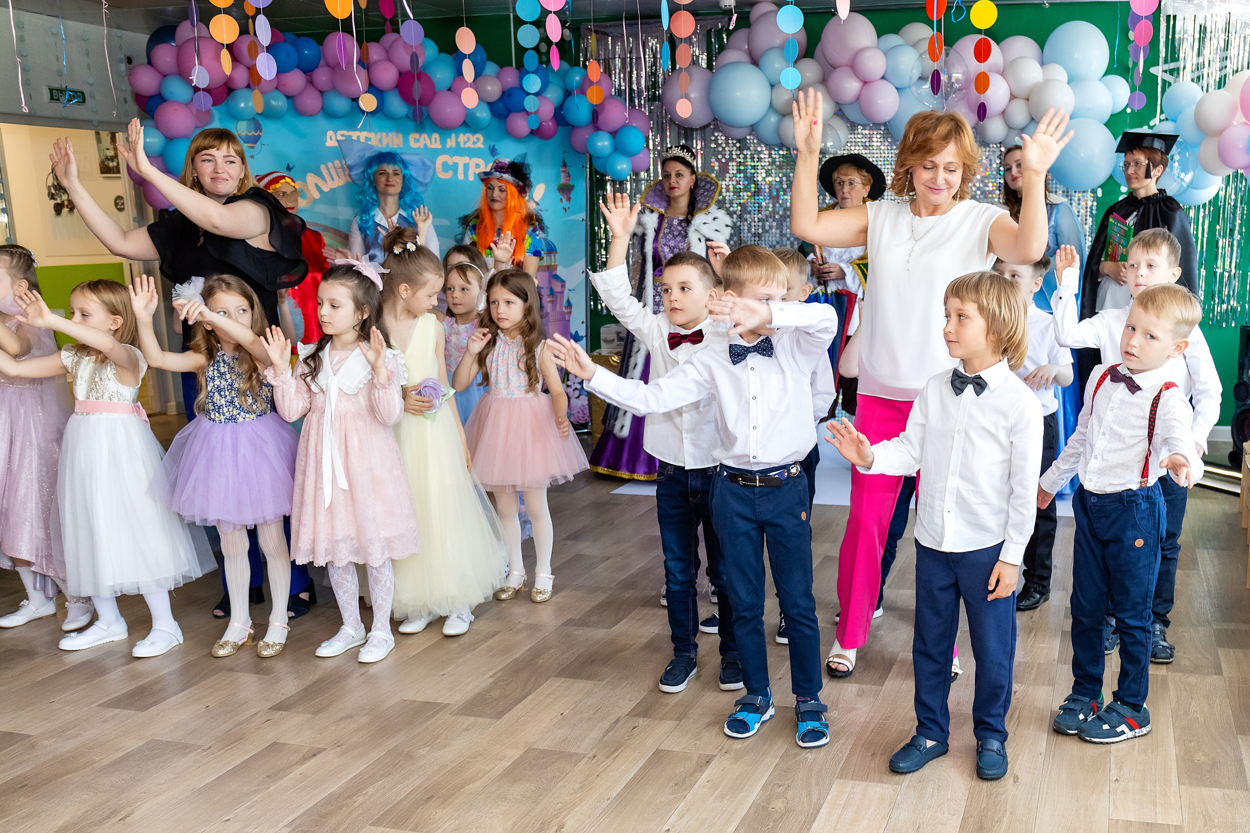 Выпускной. Детский сад 122. Стильный выпускной альбом Владивосток фотограф Вероника Мигачева