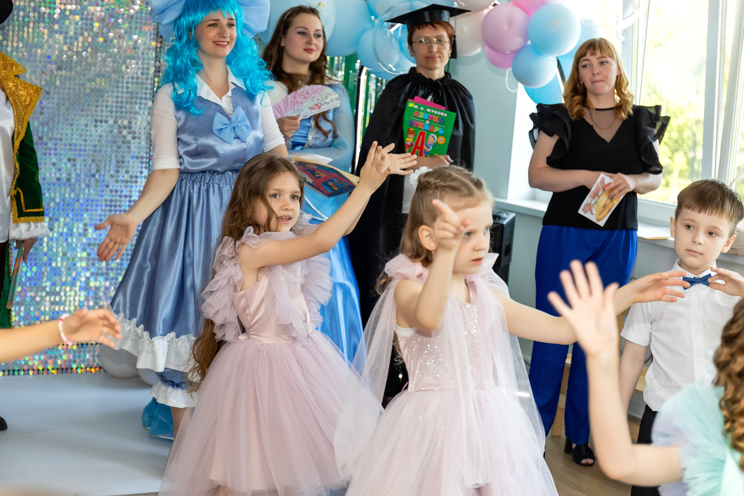 Выпускной. Детский сад 122. Стильный выпускной альбом Владивосток фотограф Вероника Мигачева