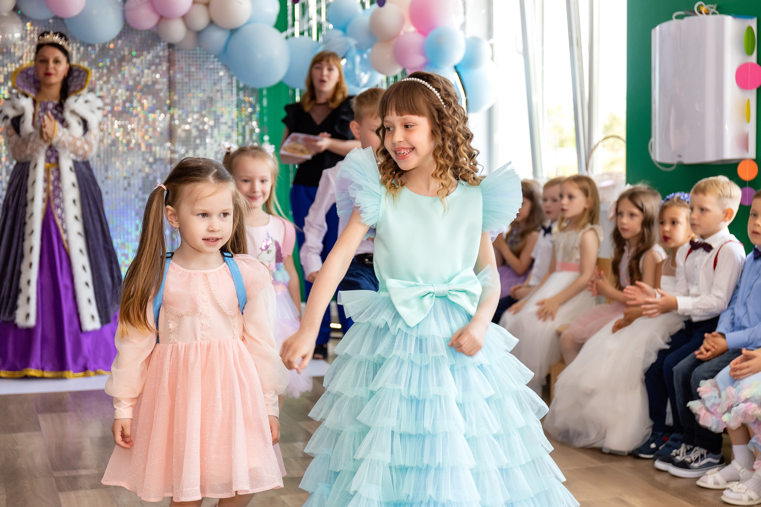 Выпускной. Детский сад 122. Стильный выпускной альбом Владивосток фотограф Вероника Мигачева