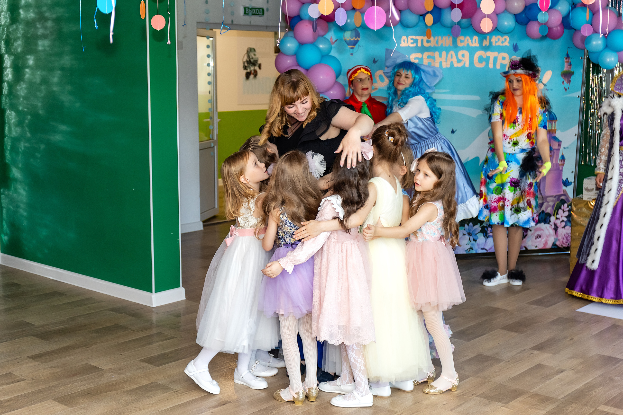 Выпускной. Детский сад 122. Стильный выпускной альбом Владивосток фотограф Вероника Мигачева
