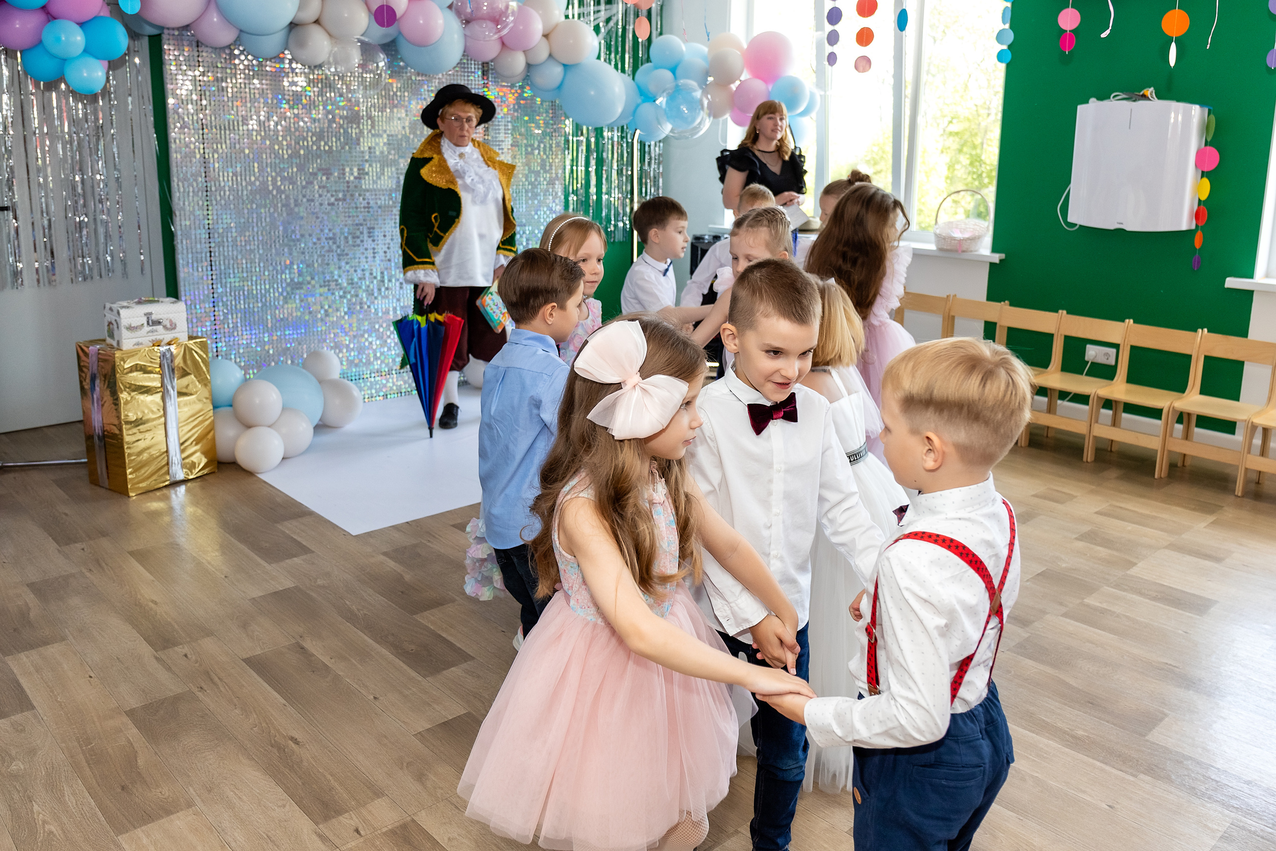 Выпускной. Детский сад 122. Стильный выпускной альбом Владивосток фотограф Вероника Мигачева