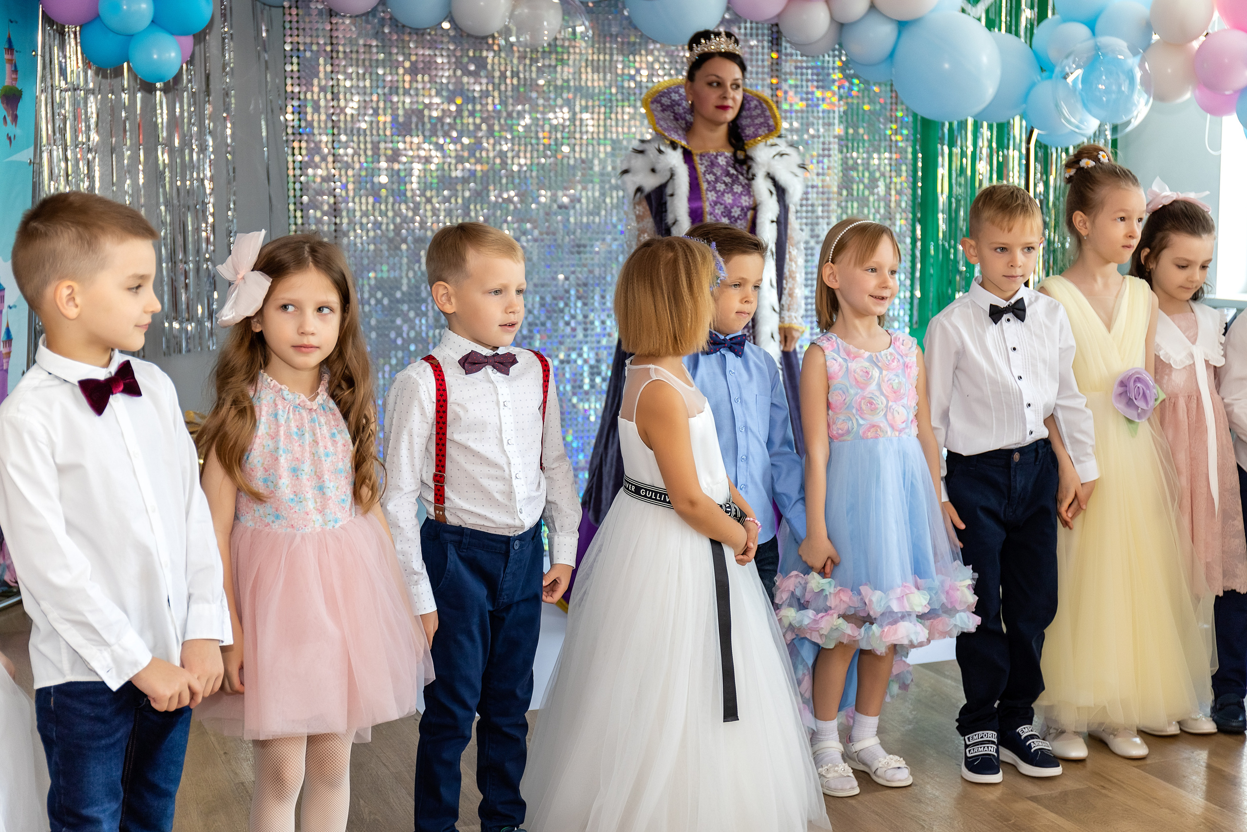 Выпускной. Детский сад 122. Стильный выпускной альбом Владивосток фотограф Вероника Мигачева